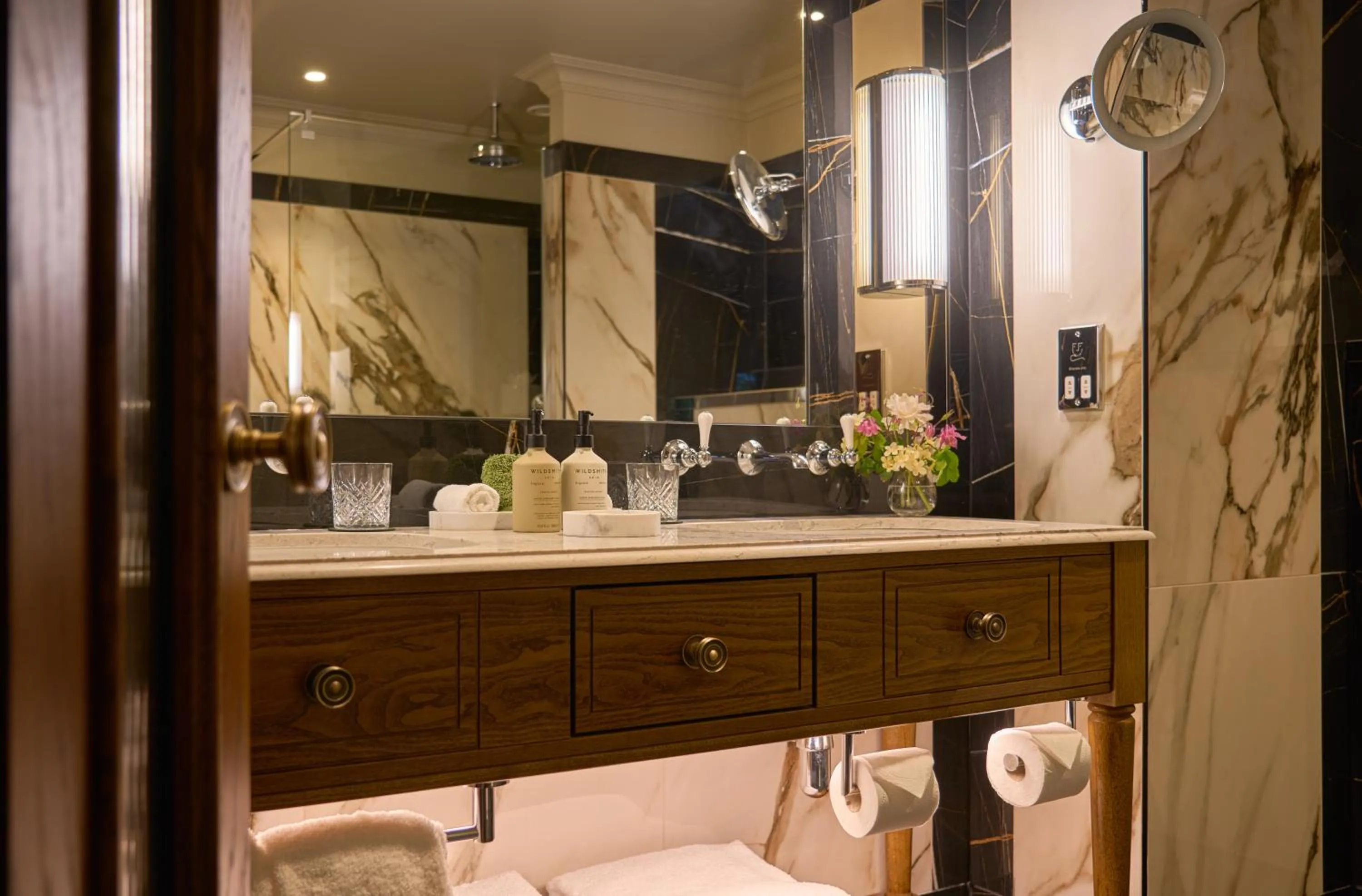 Bathroom in The Killarney Park