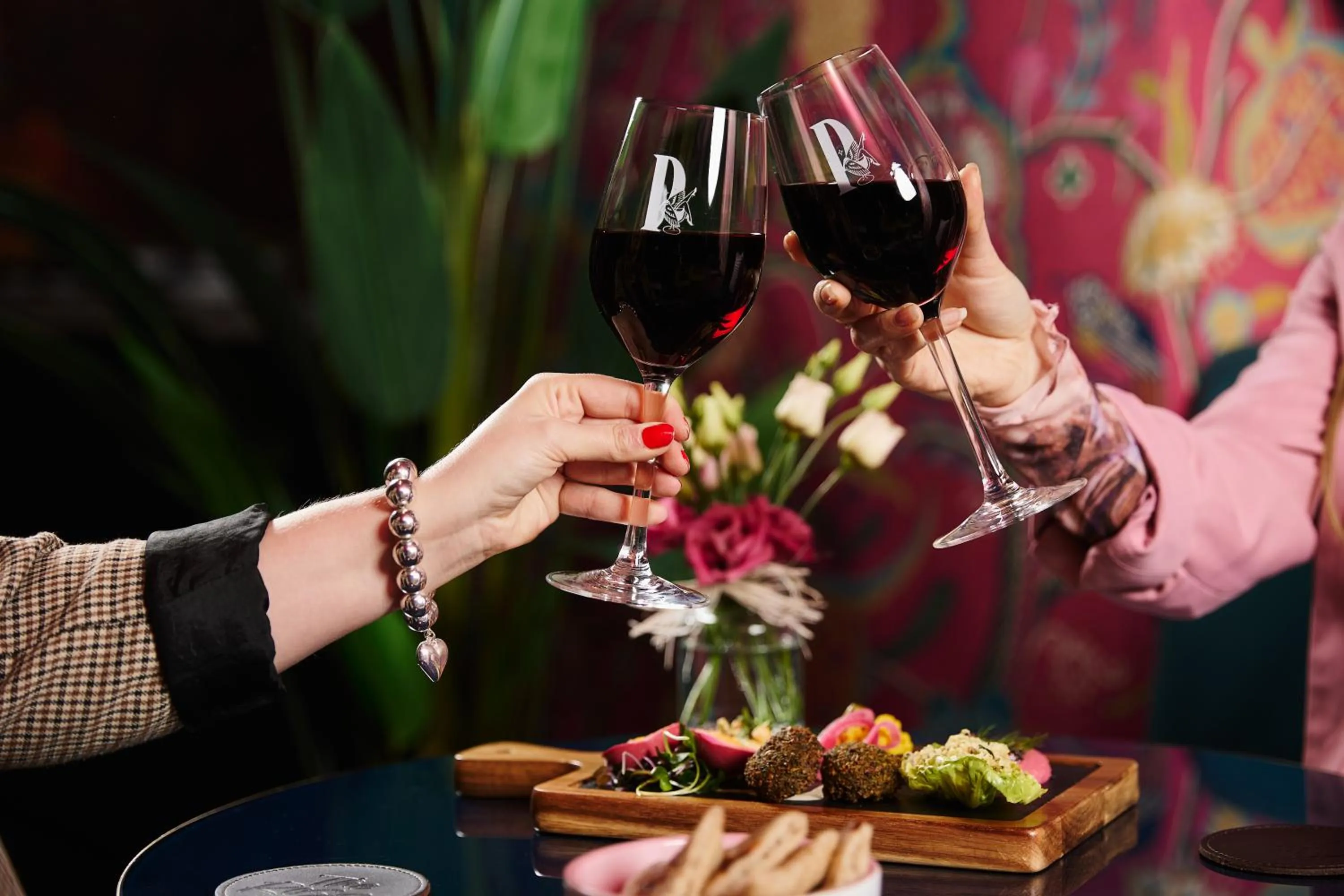 Food and drinks in The Ross