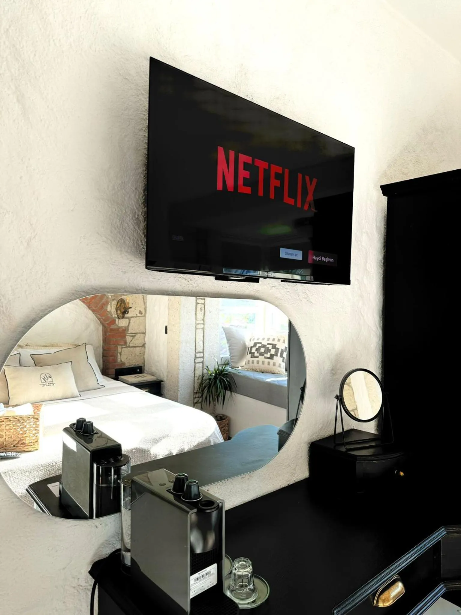 TV and multimedia, Bed in Aleysim Alaçatı-Design Als