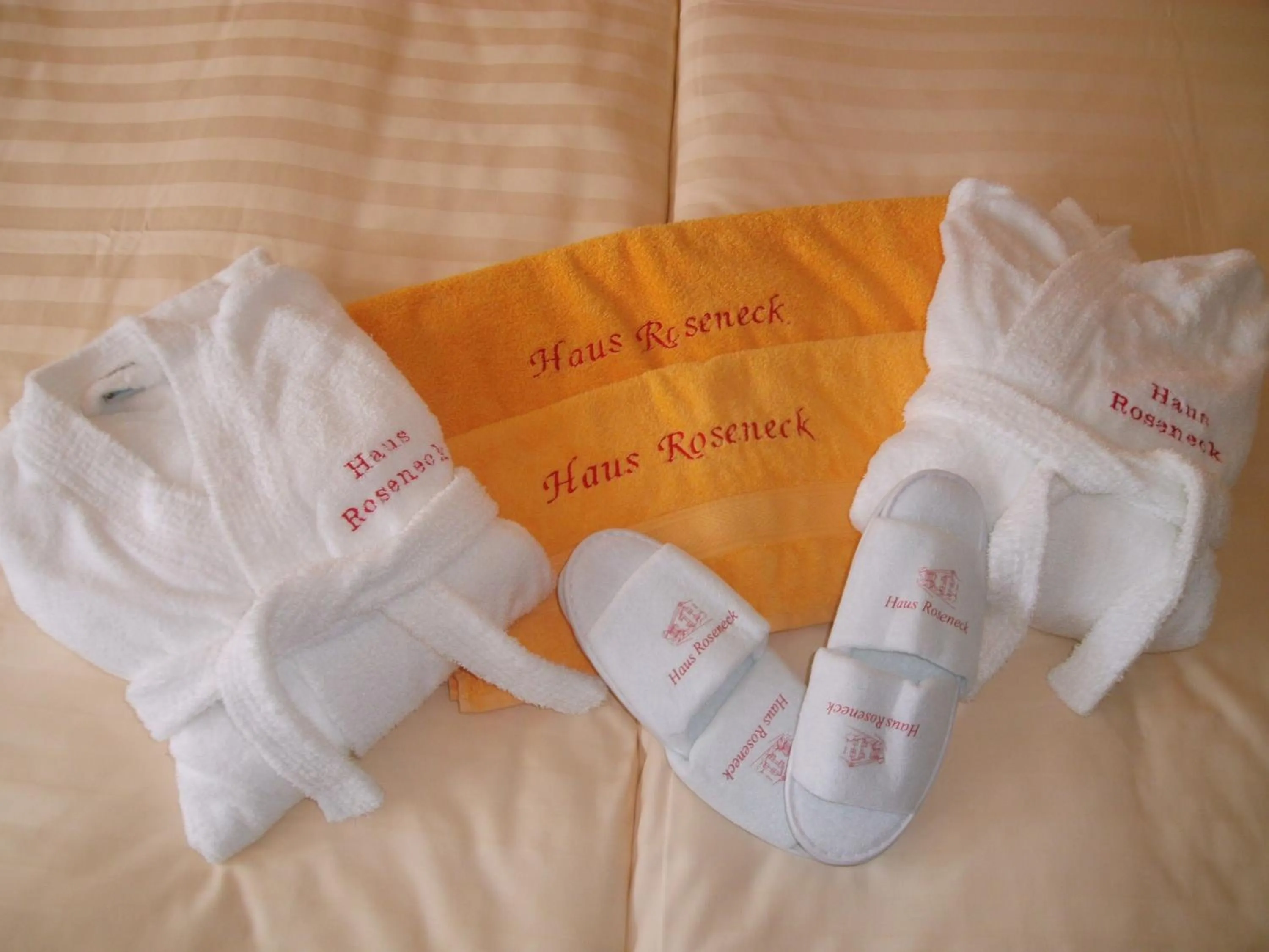 Spa and wellness centre/facilities in Haus Roseneck mit gratis Zugang zur Jod-Sole-Therme