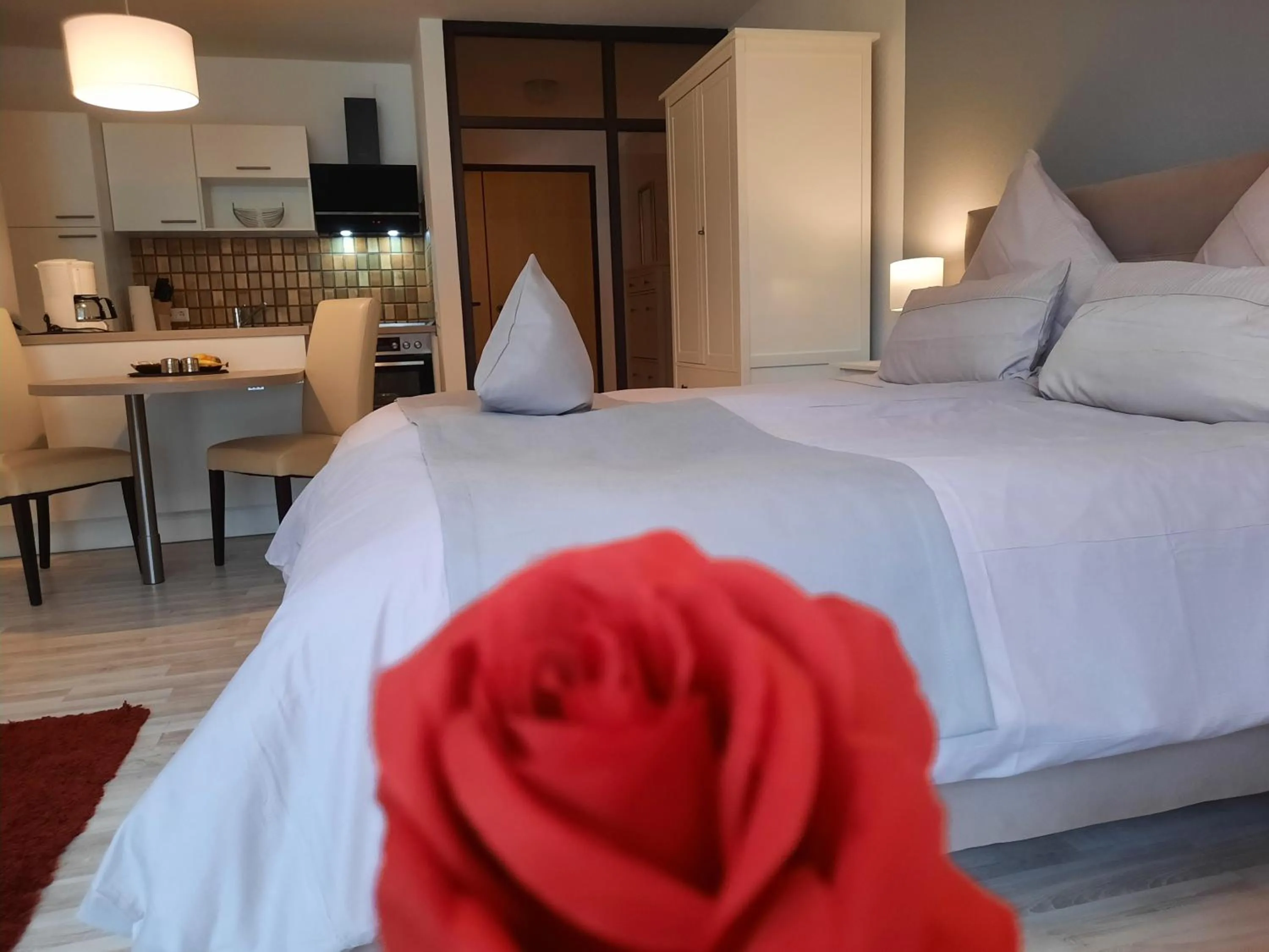 Photo of the whole room, Bed in Haus Roseneck mit gratis Zugang zur Jod-Sole-Therme