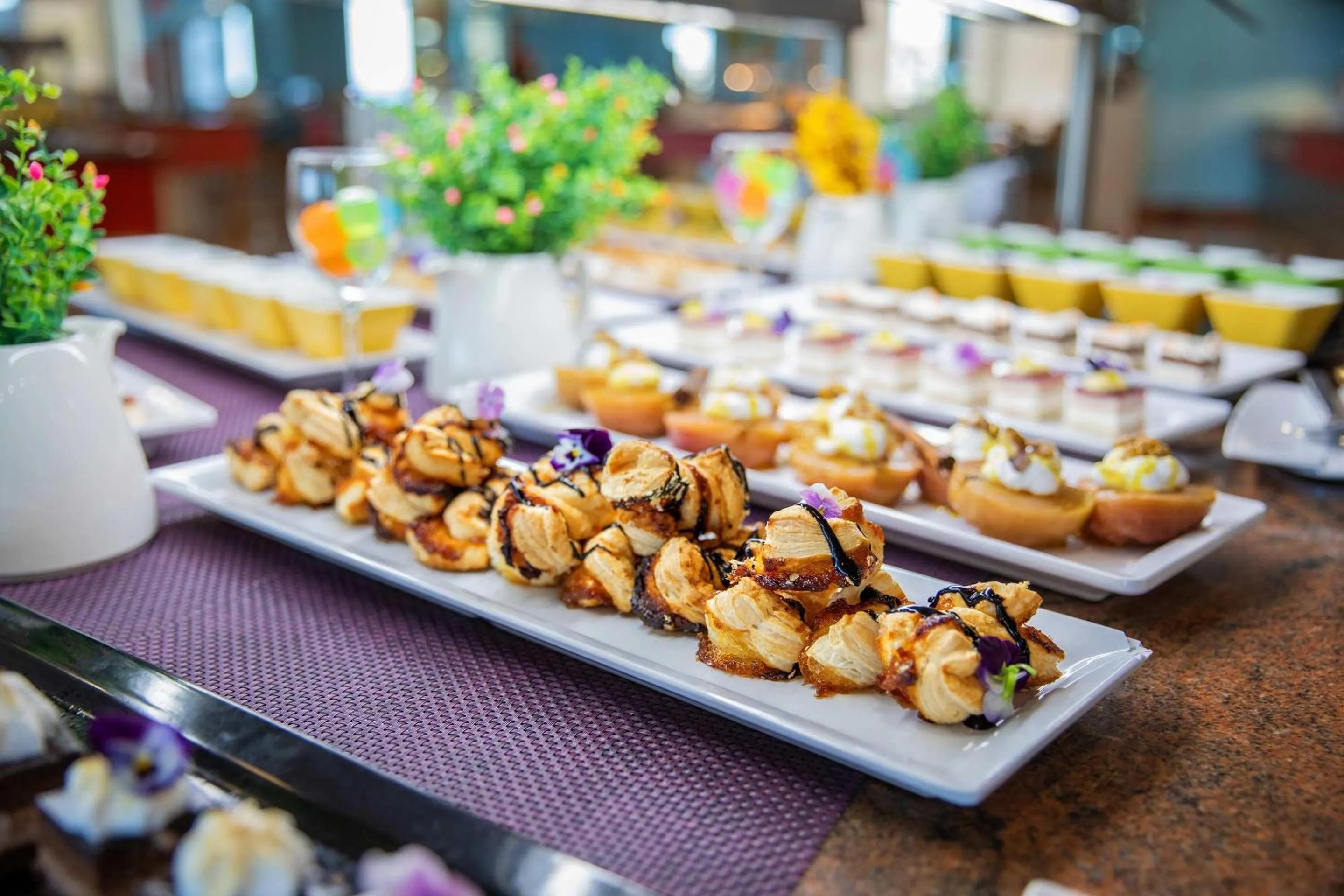 Restaurant/places to eat in Hotel Servigroup Koral Beach 4 Sup