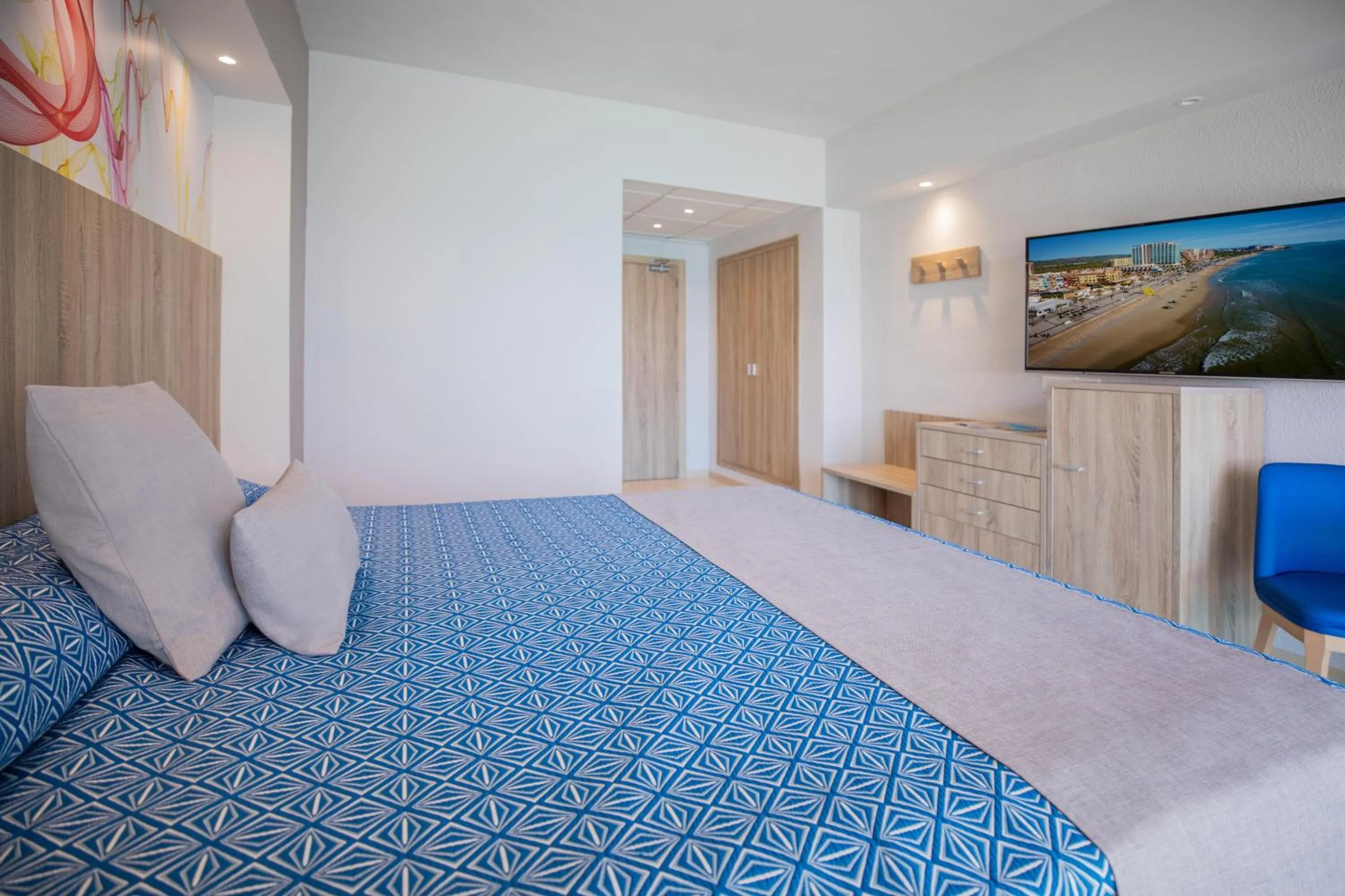 Photo of the whole room, Bed in Hotel Servigroup Koral Beach 4 Sup