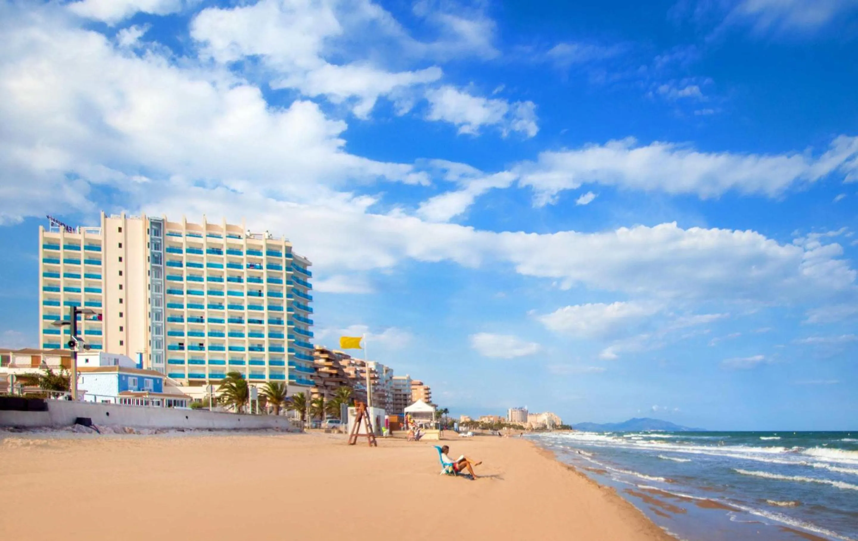 Beach in Hotel Servigroup Koral Beach 4 Sup