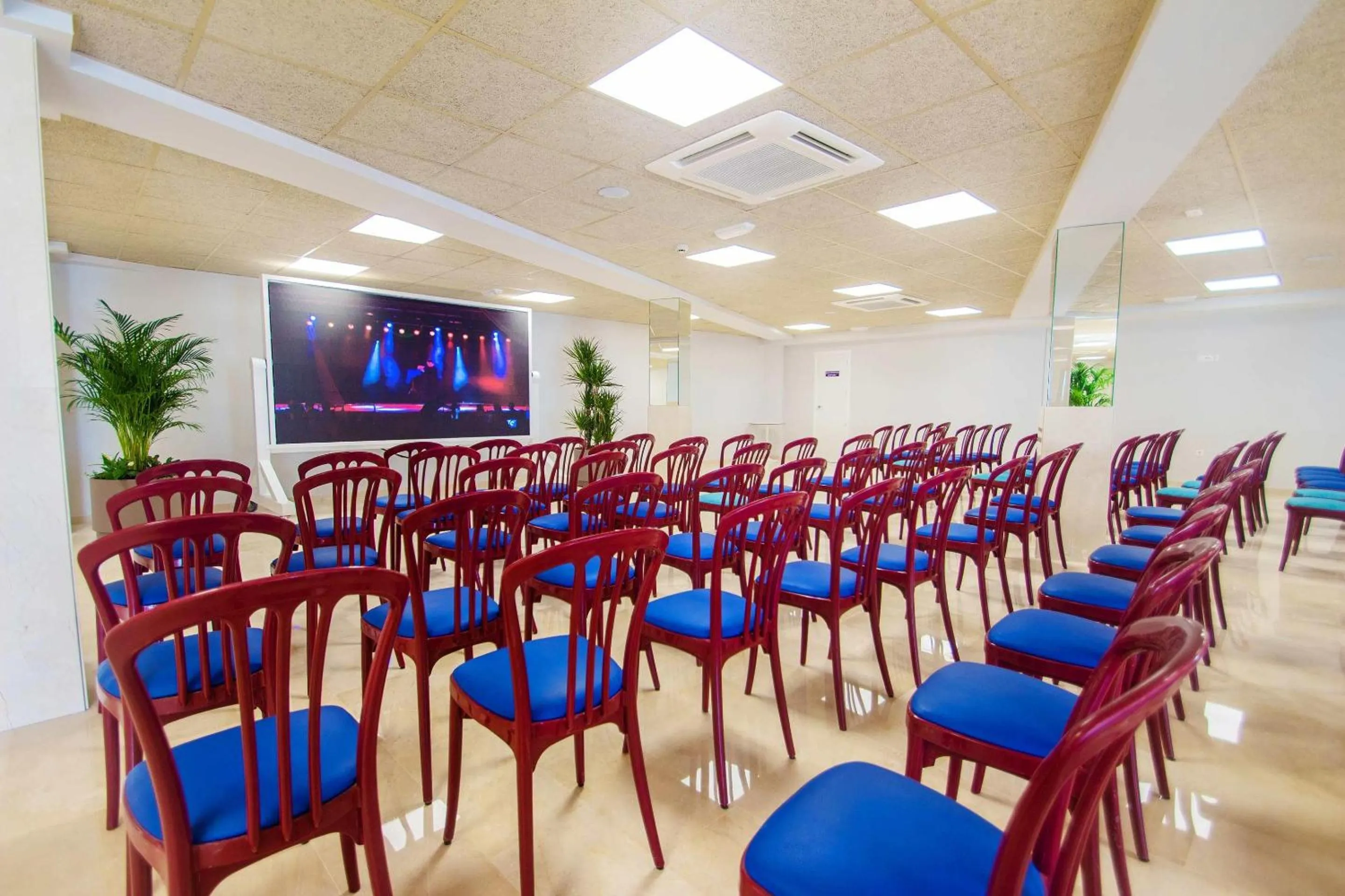 Meeting/conference room in Hotel Servigroup Koral Beach 4 Sup