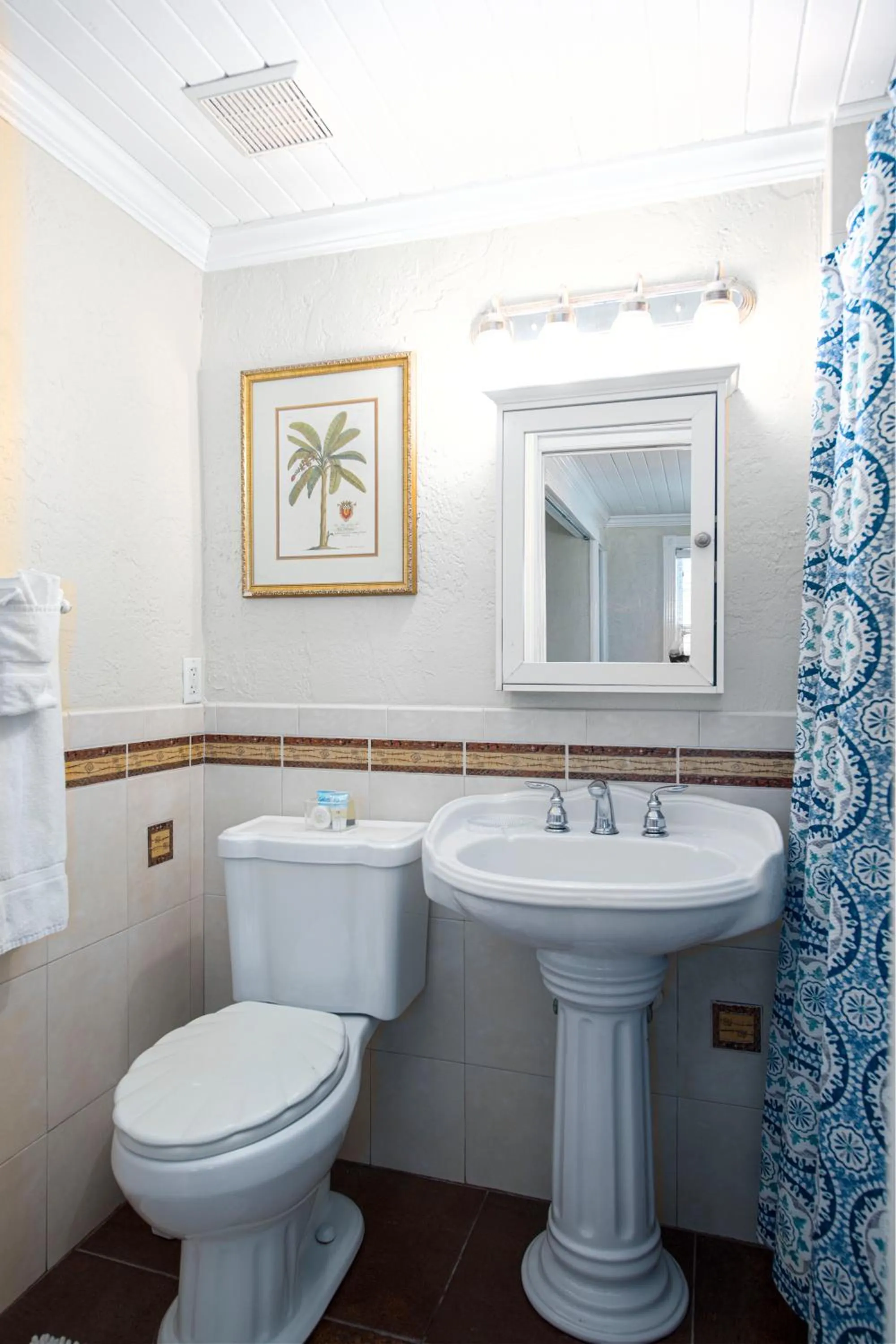 Toilet in Pirates Pointe Resort