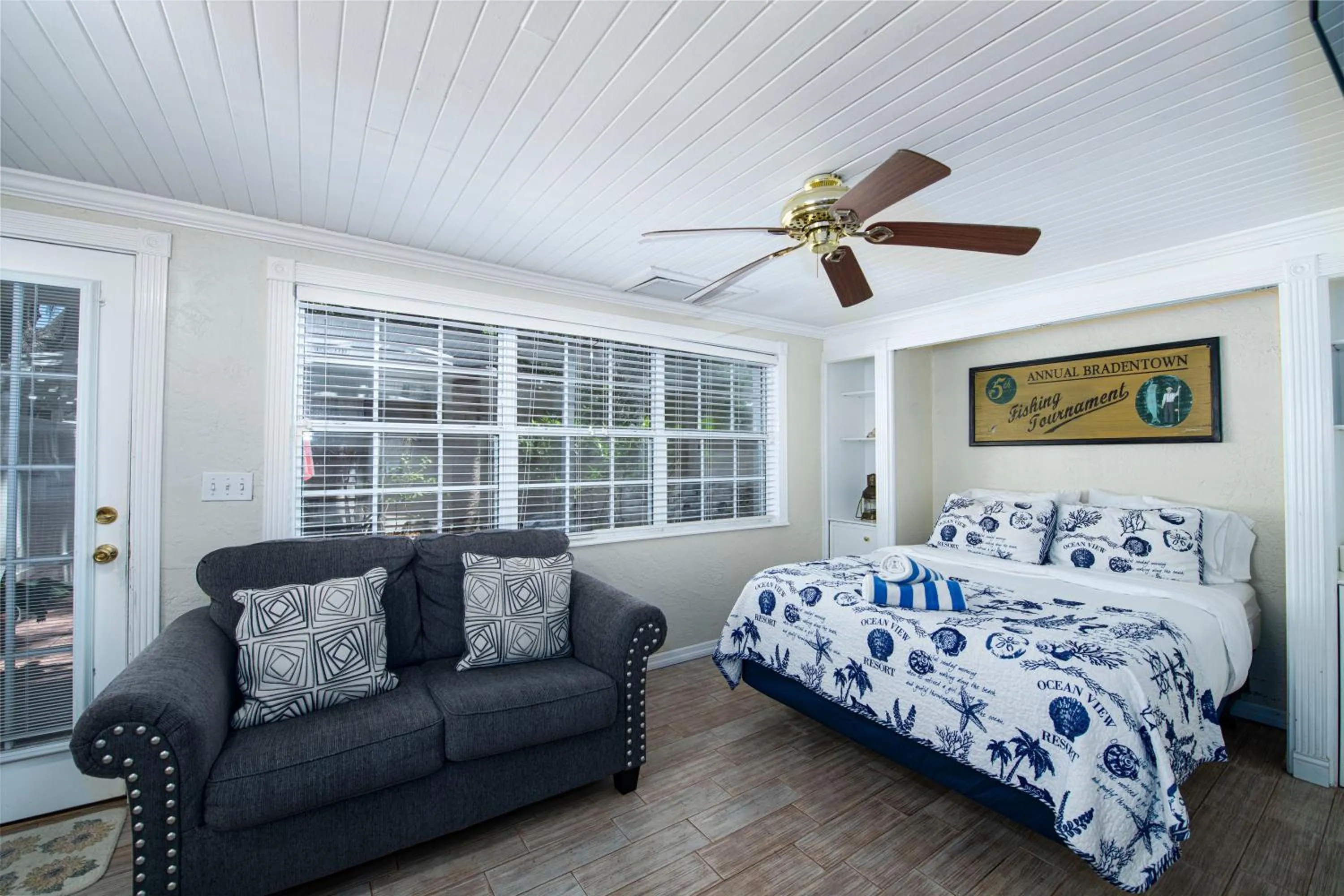 Bed in Pirates Pointe Resort