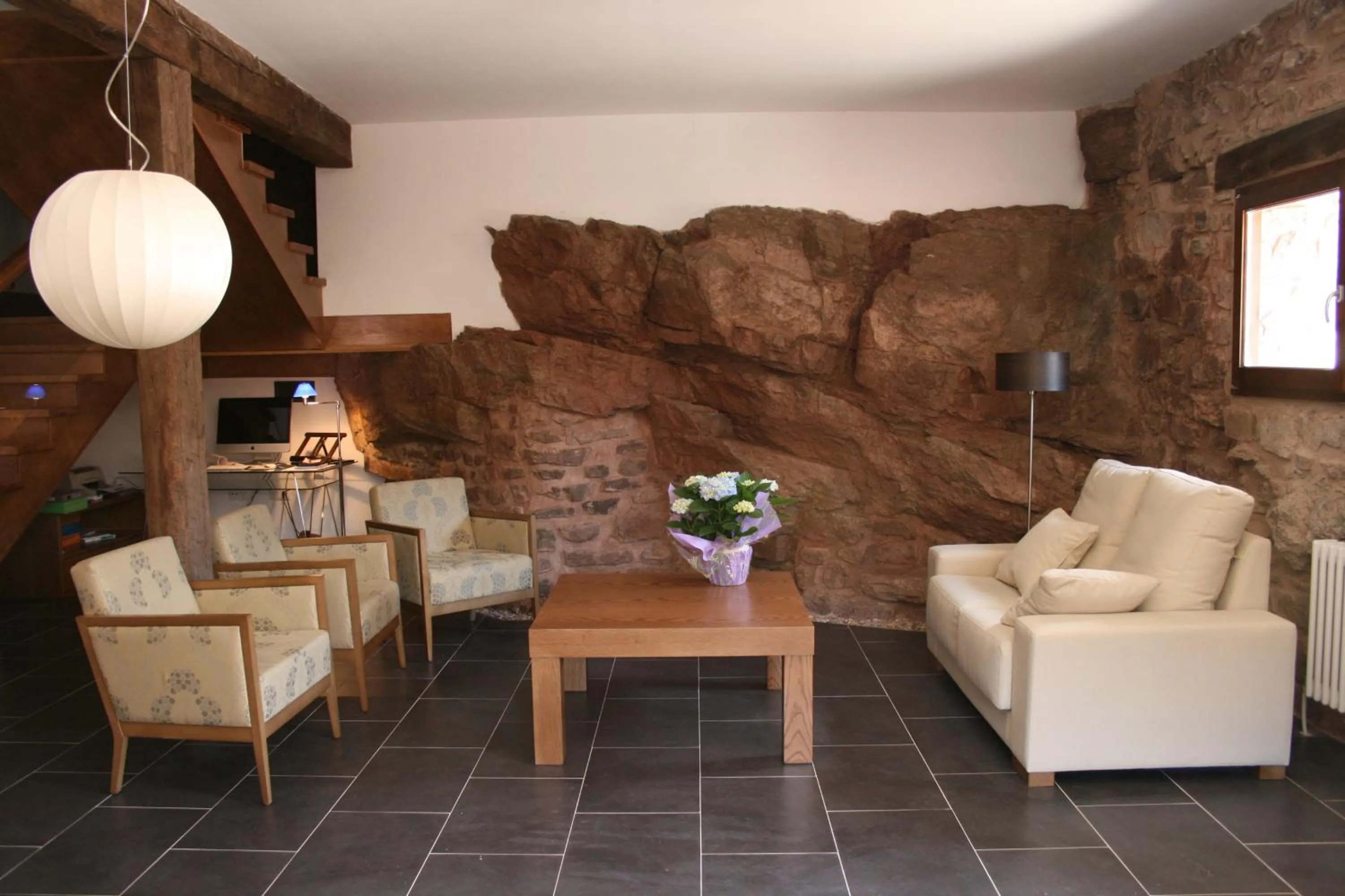 Lounge or bar in Posada Real La Almazuela