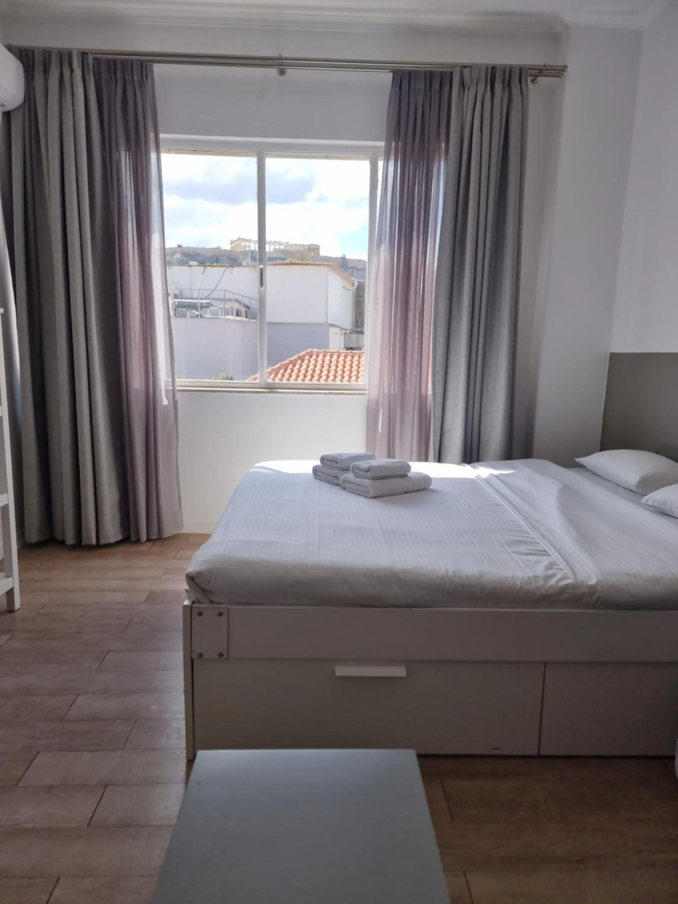 Bed in apartotel.acropolis.view