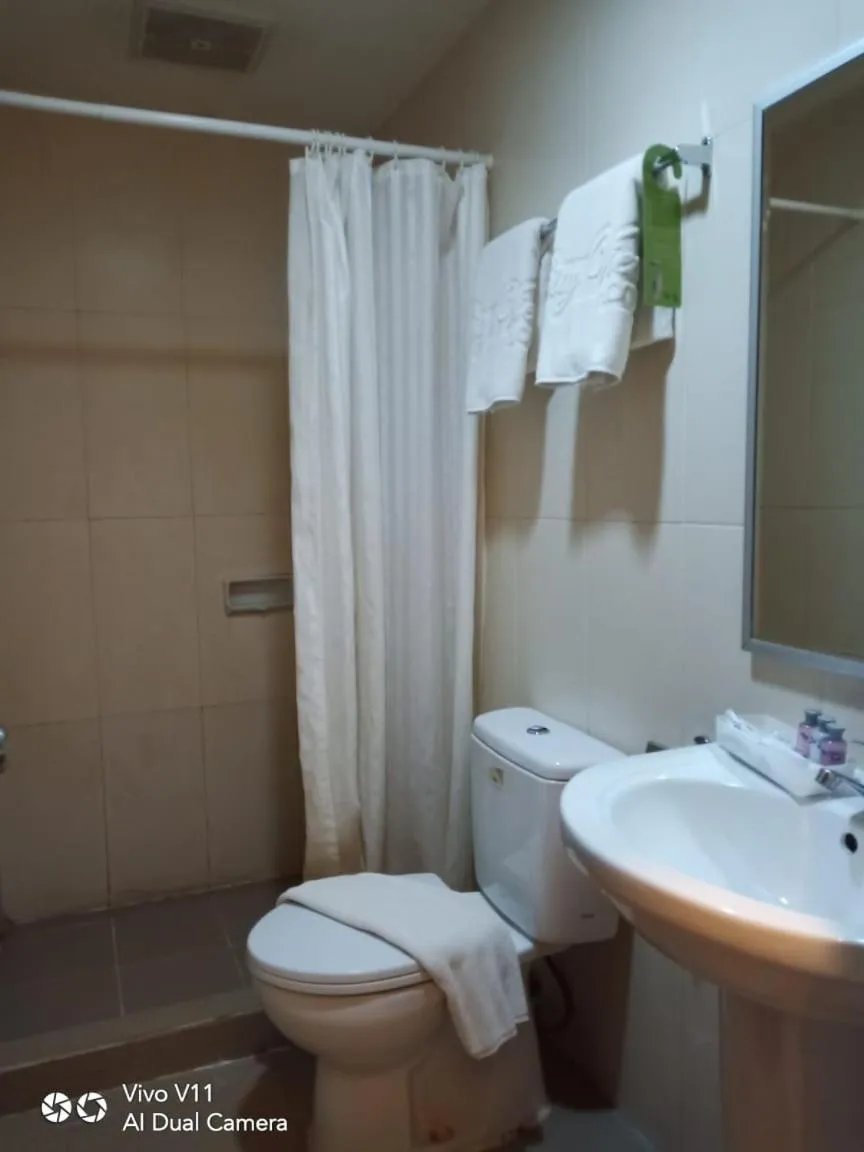 Bathroom in Hotel City View