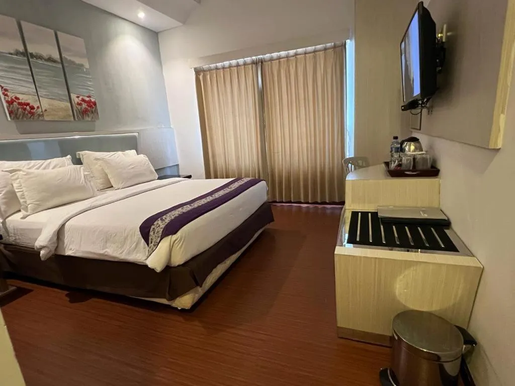 Bed in Hotel City View