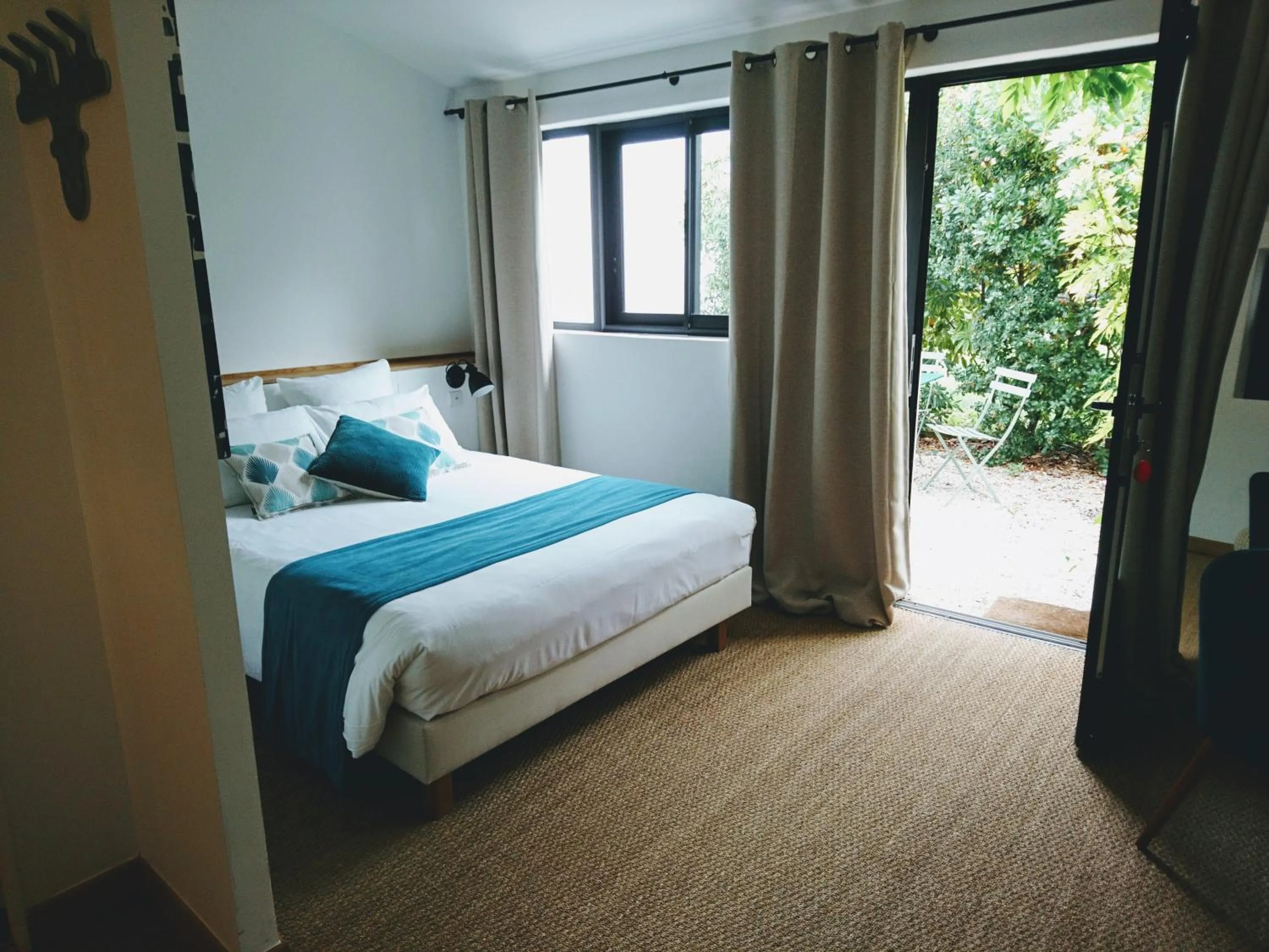 Bedroom, Bed in Accostage Hôtel Plage de la Concurrence