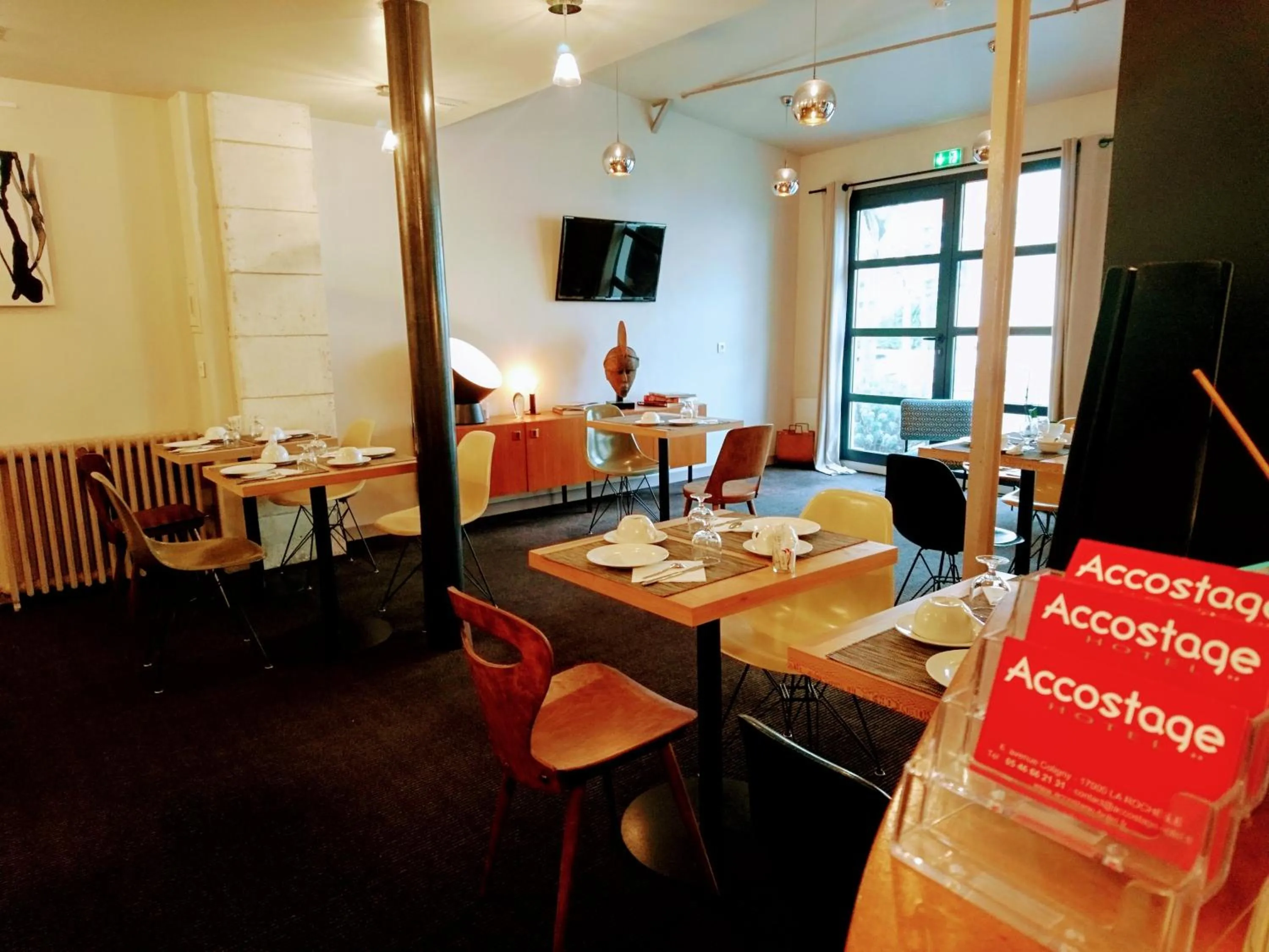 Restaurant/places to eat in Accostage Hôtel Plage de la Concurrence