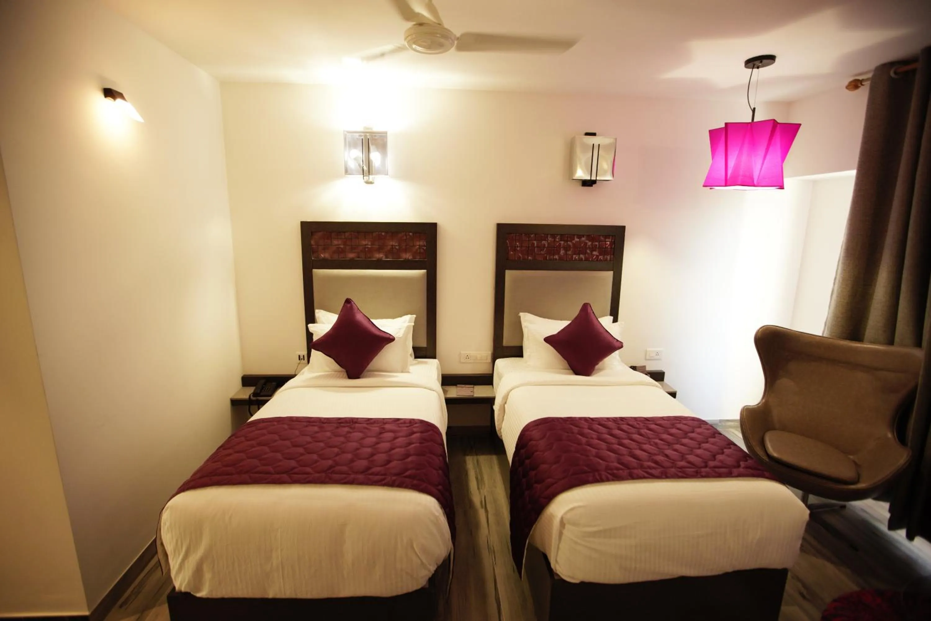 Bedroom, Bed in Hotel Visakka Palani