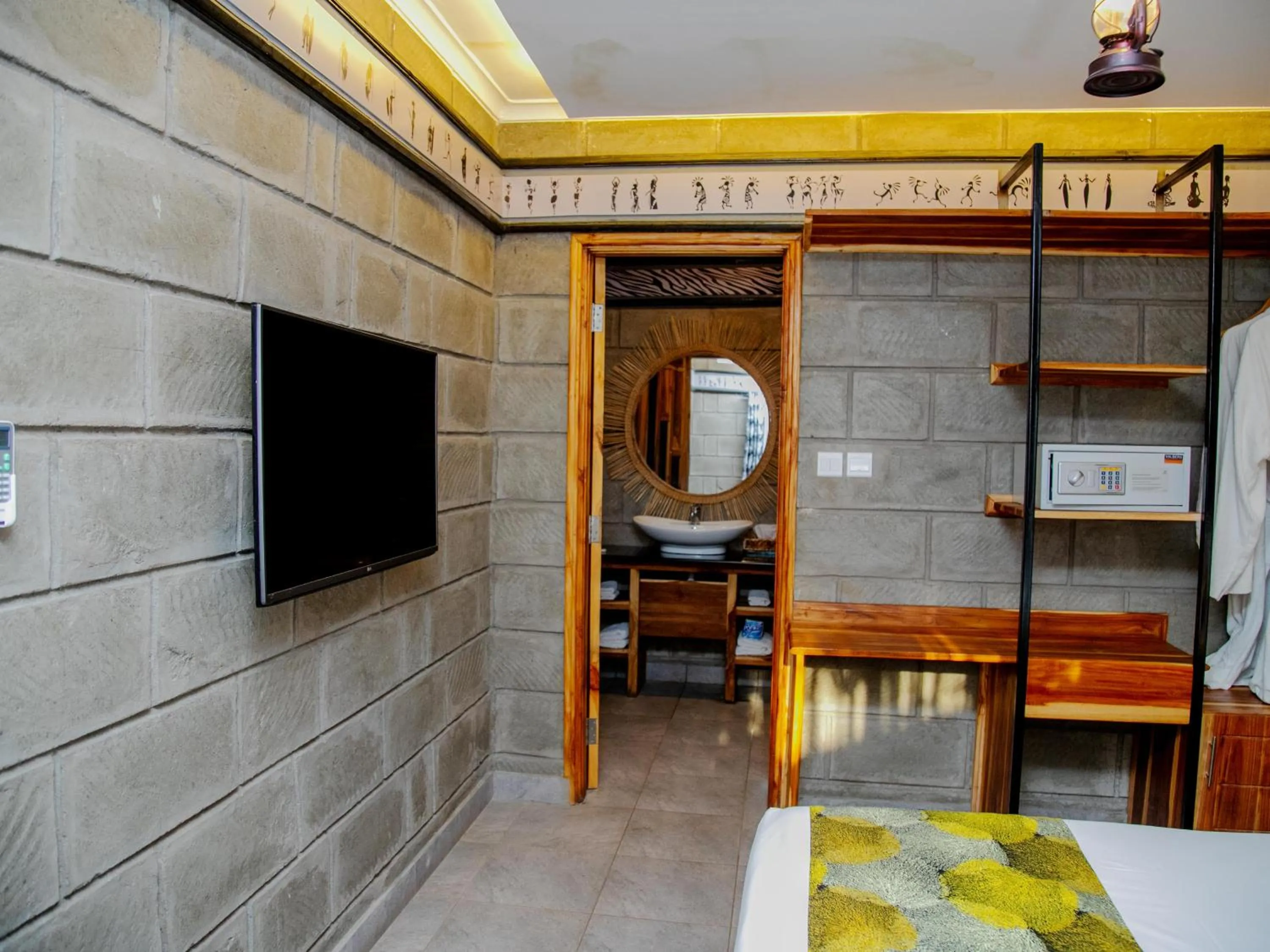 Bed in Fun Retreat Resort, Hotel and Ayurveda Spa