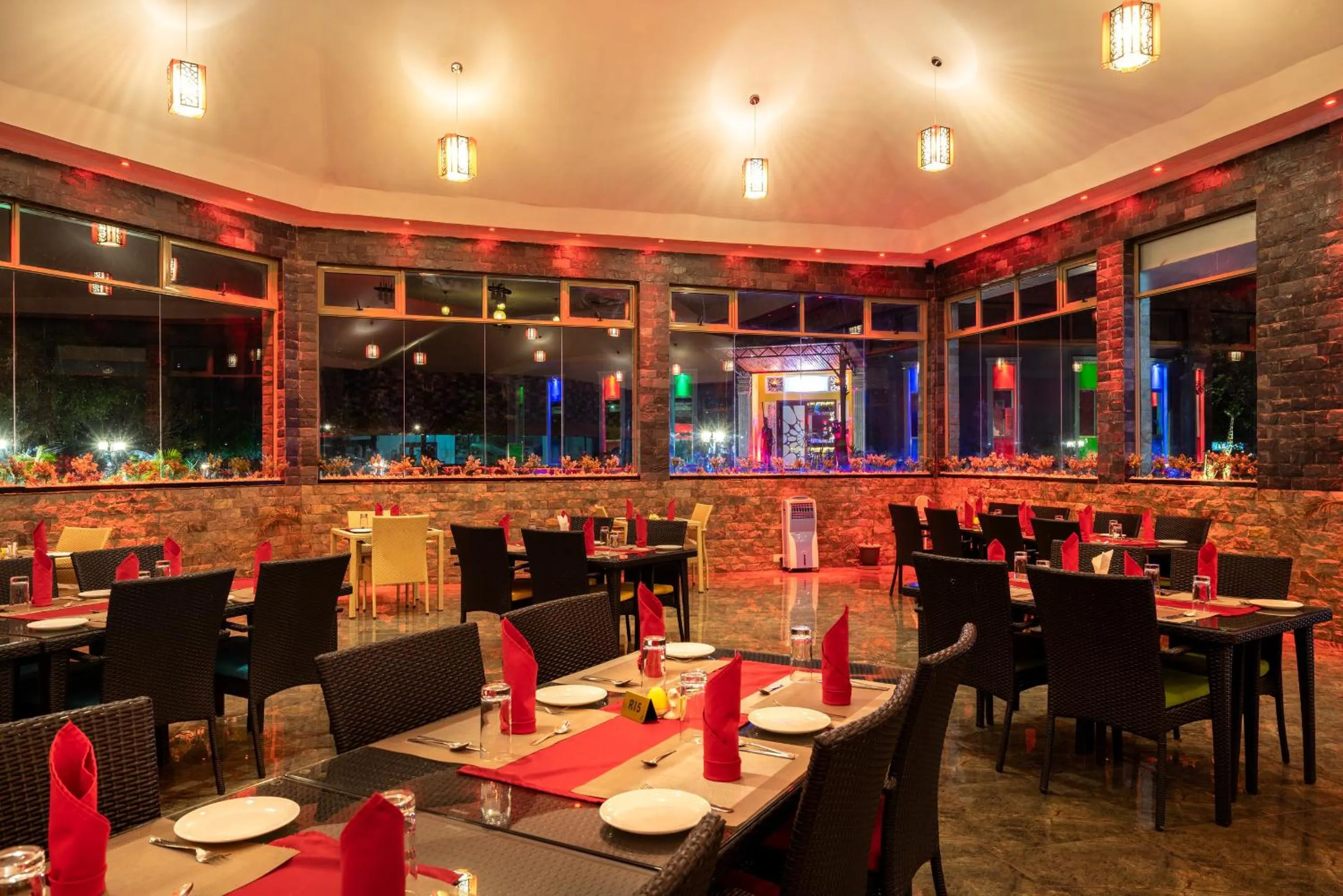 Restaurant/places to eat in Fun Retreat Resort, Hotel and Ayurveda Spa