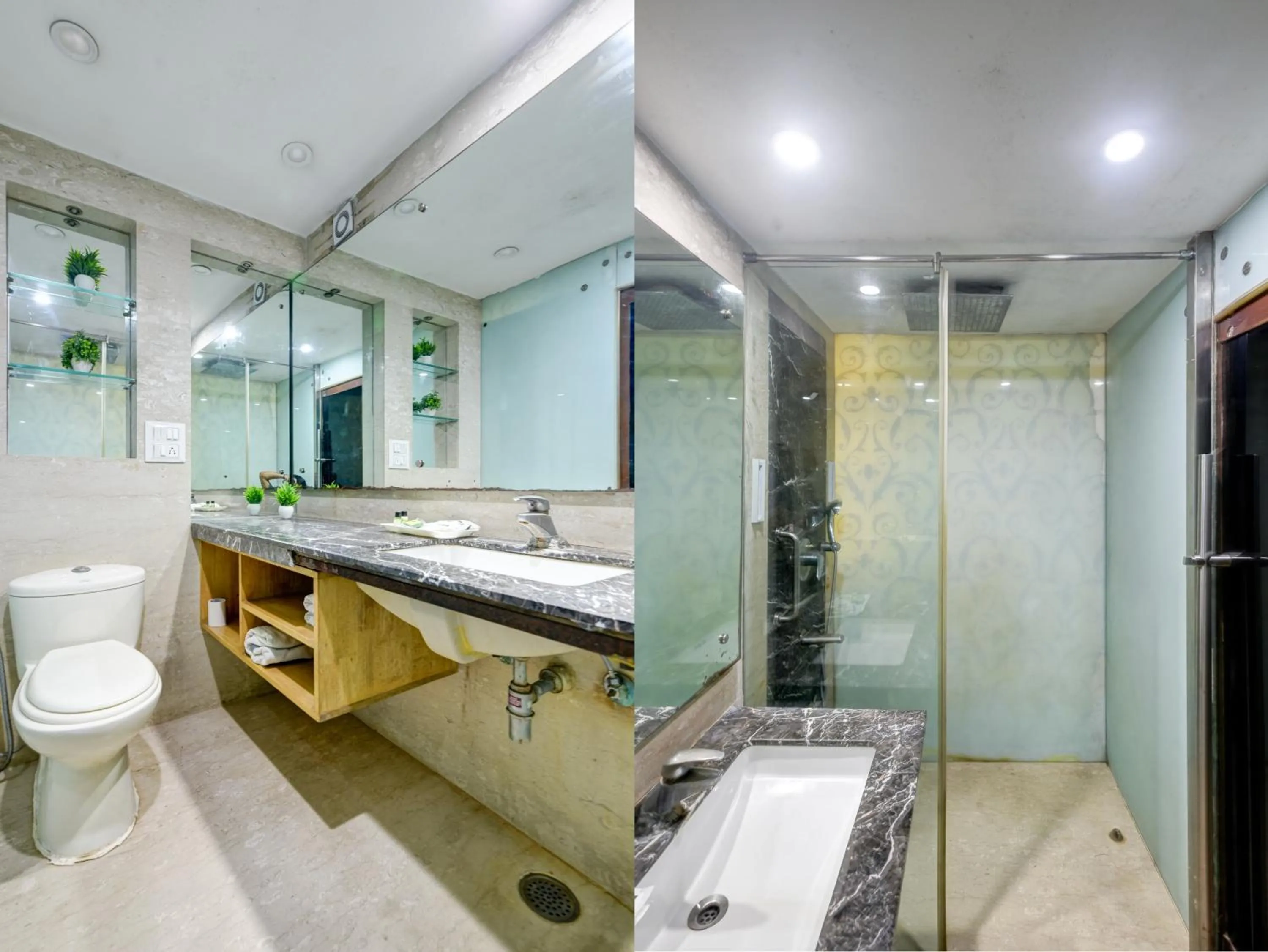 Toilet in Airport Hotel Grand