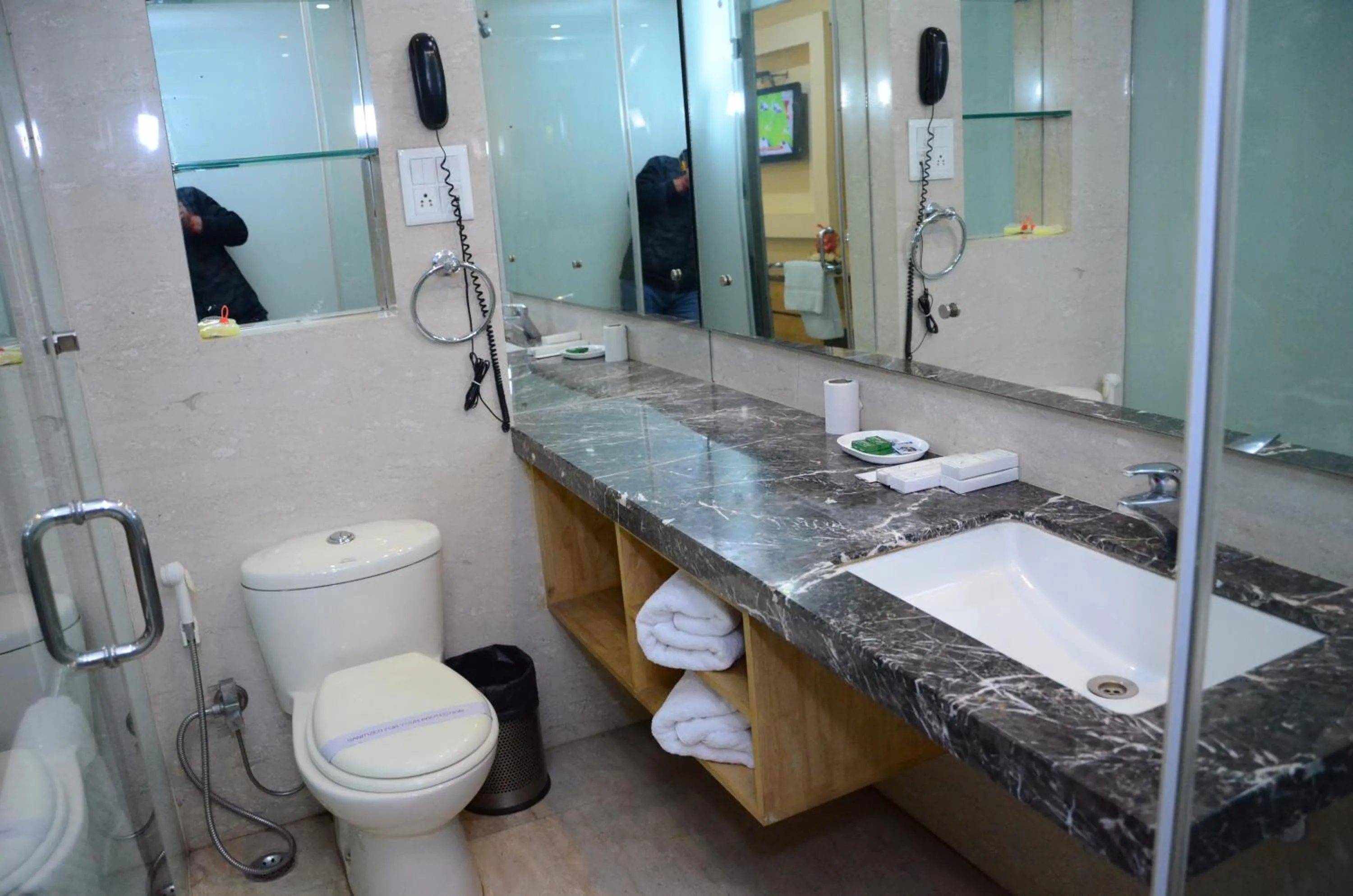 Bathroom in Airport Hotel Grand