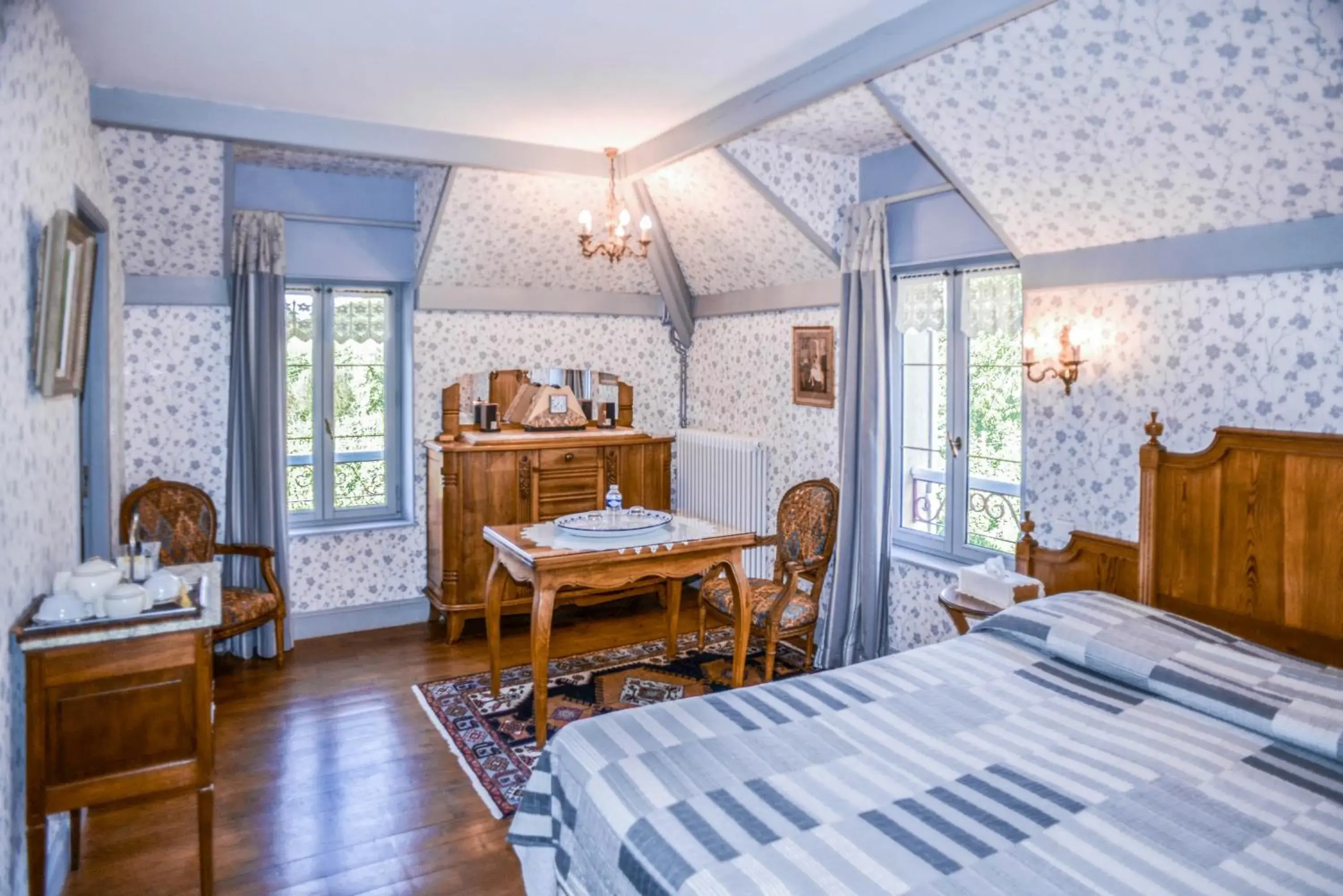 Superior Double Room - single occupancy in La Closerie de Fronsac Superior Double Room - single occupancy in La Closerie de Fronsac