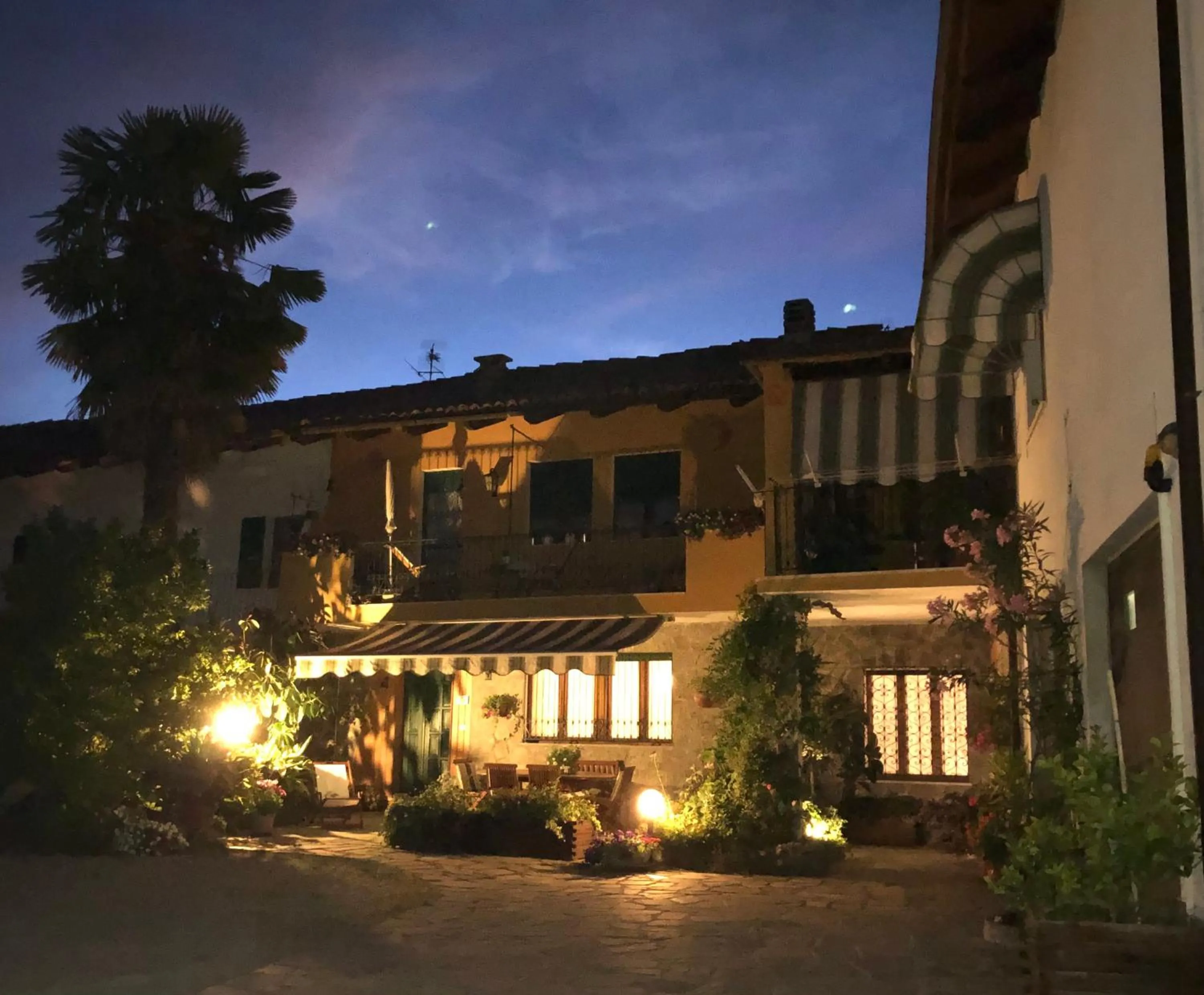 Property building in Cà 'd Langa B&B