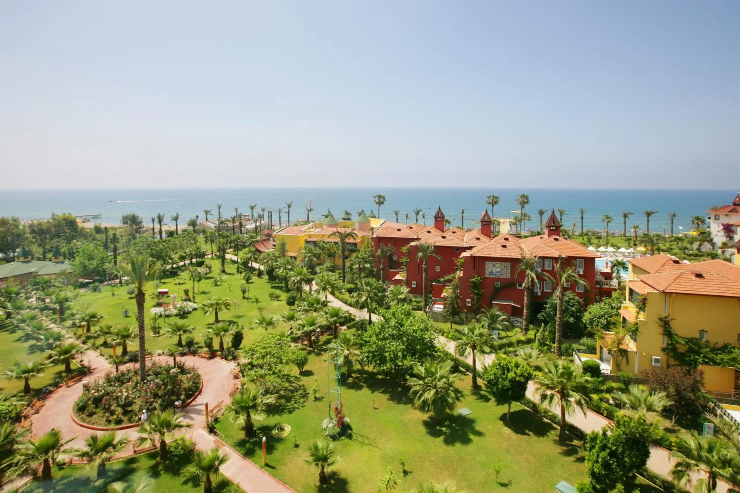 Day in Saphir Hotel & Villas