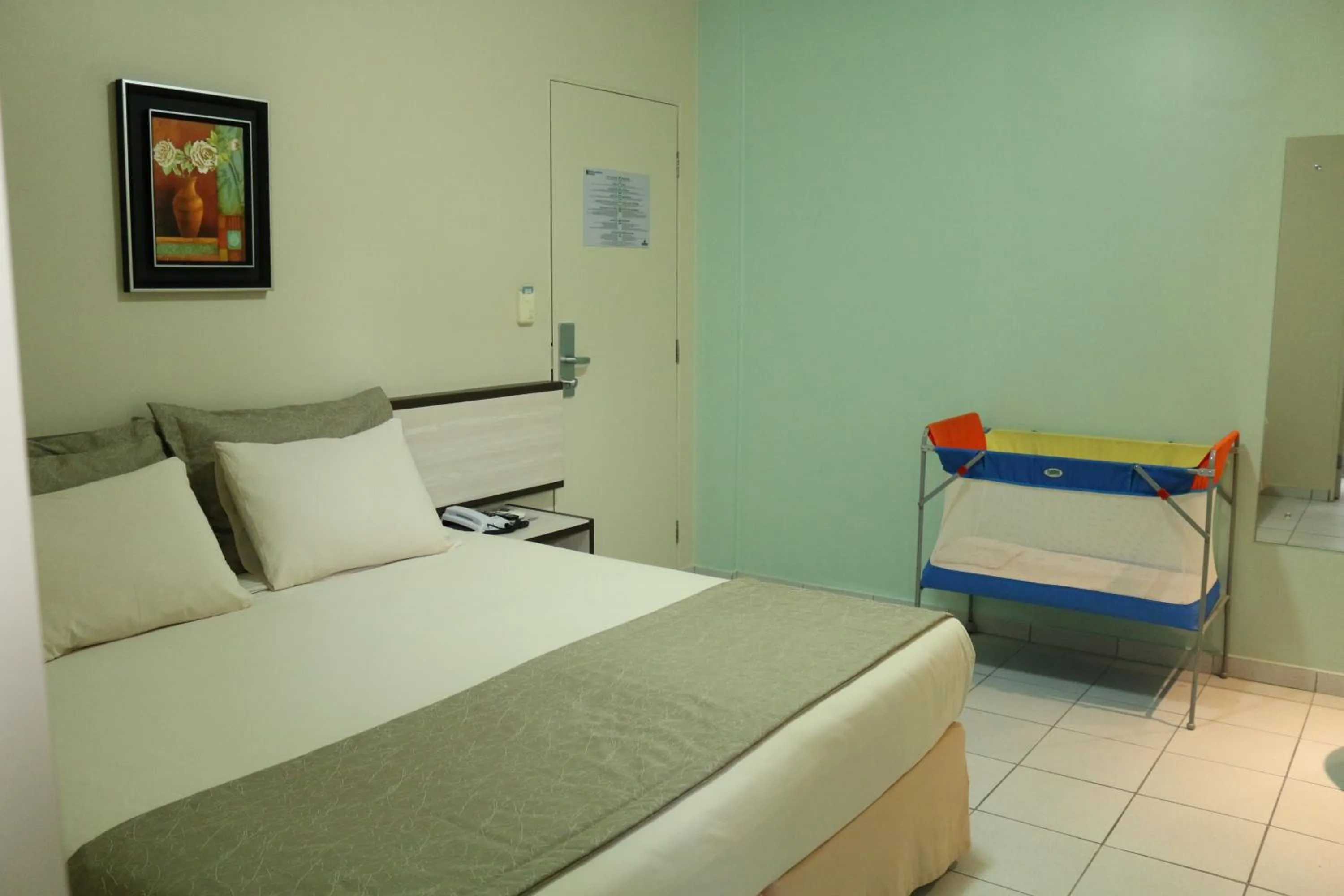 cot, Bed in Hotel Maysa Caruaru