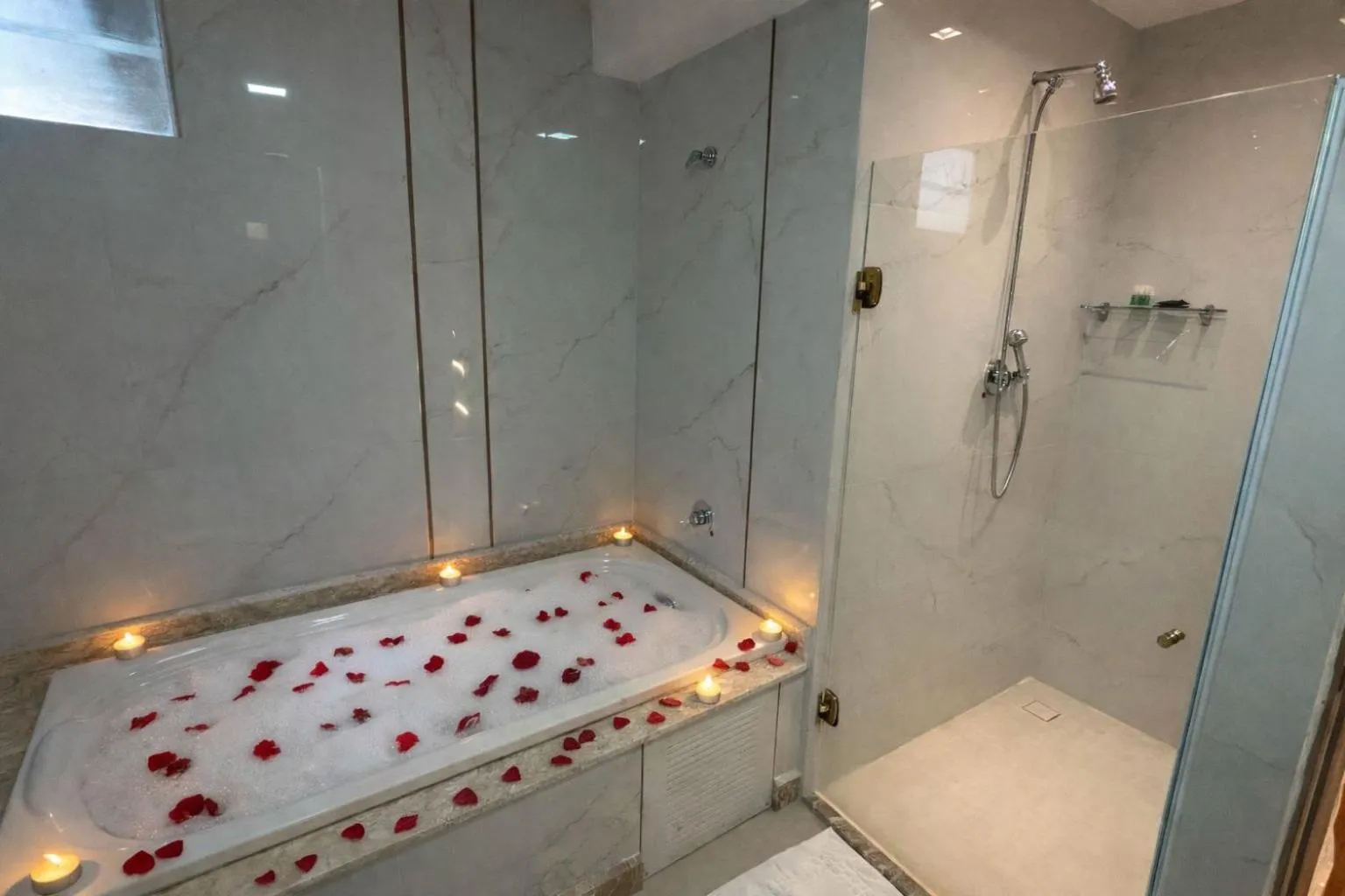 Hot Tub in Hotel Maysa Caruaru