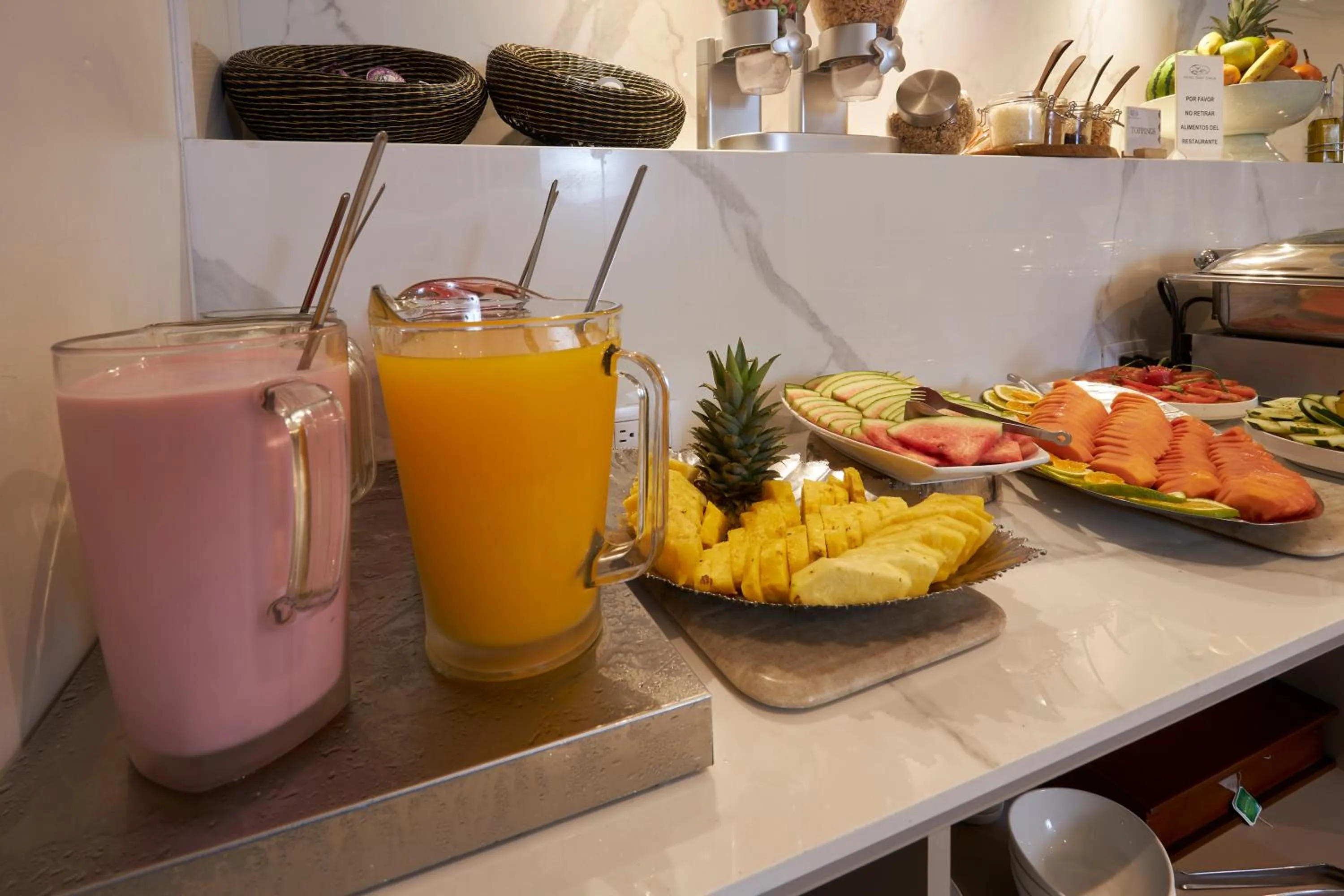 Breakfast in Hotel Saint Simon