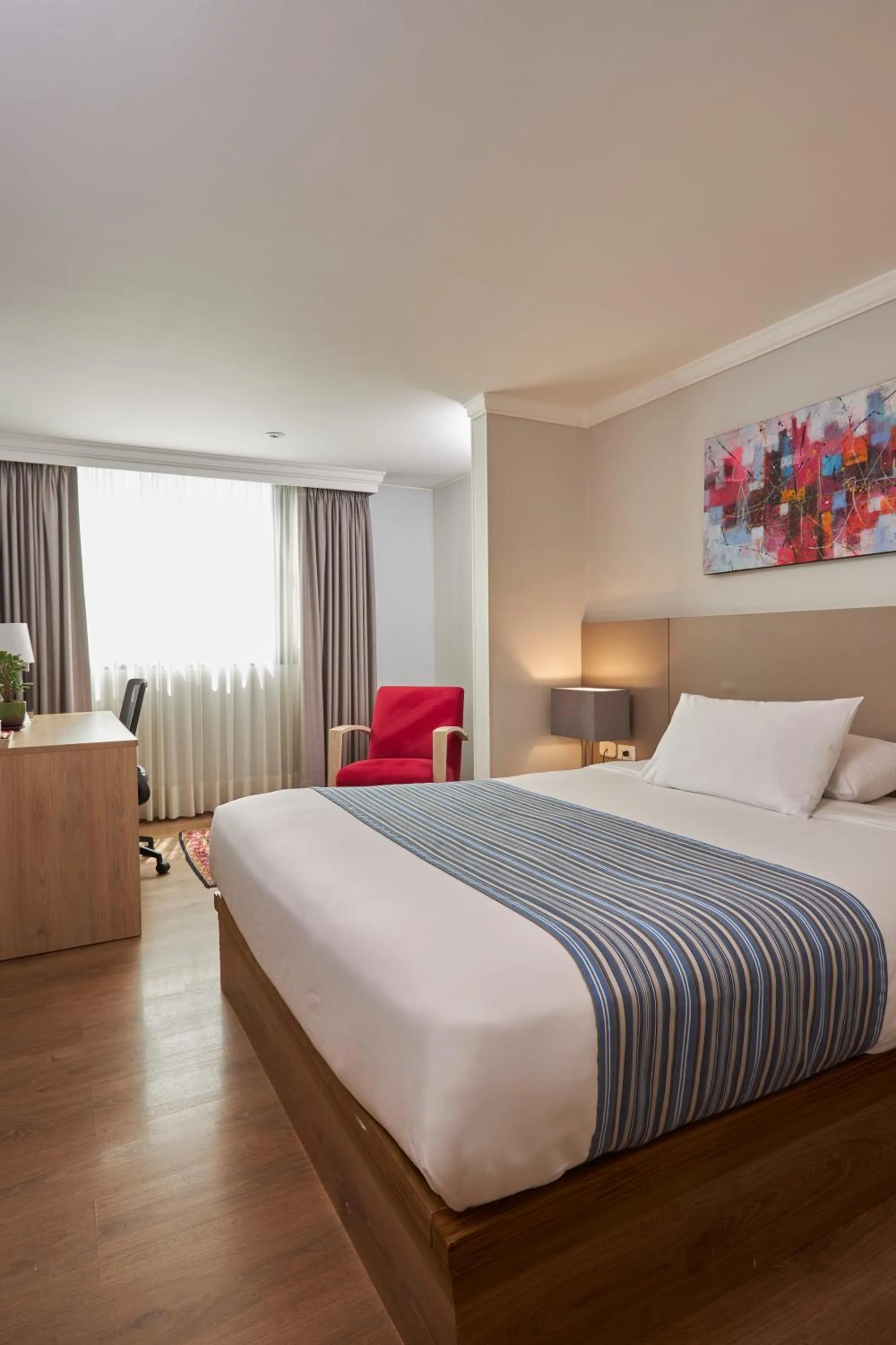 Photo of the whole room, Bed in Hotel Saint Simon