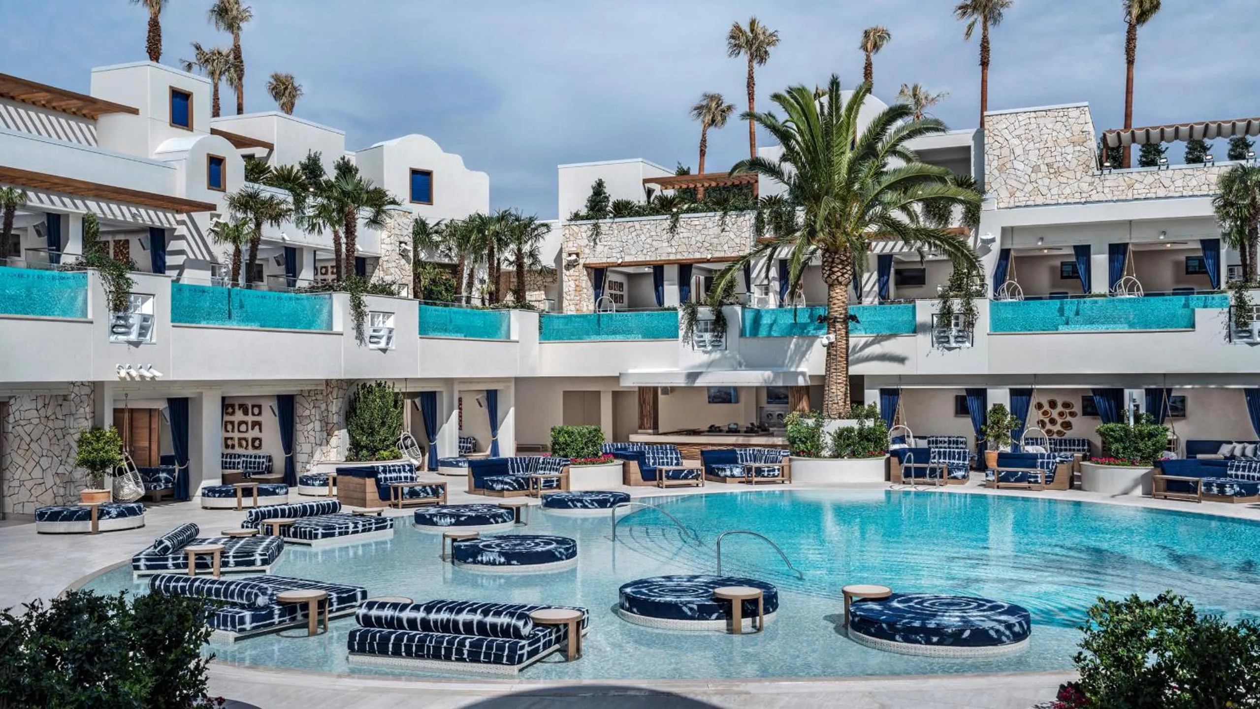 Swimming pool in Palms Place One Bedroom Suite 1220 sqft