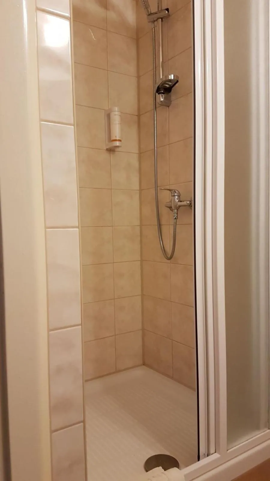 Shower in Hotel Slunce
