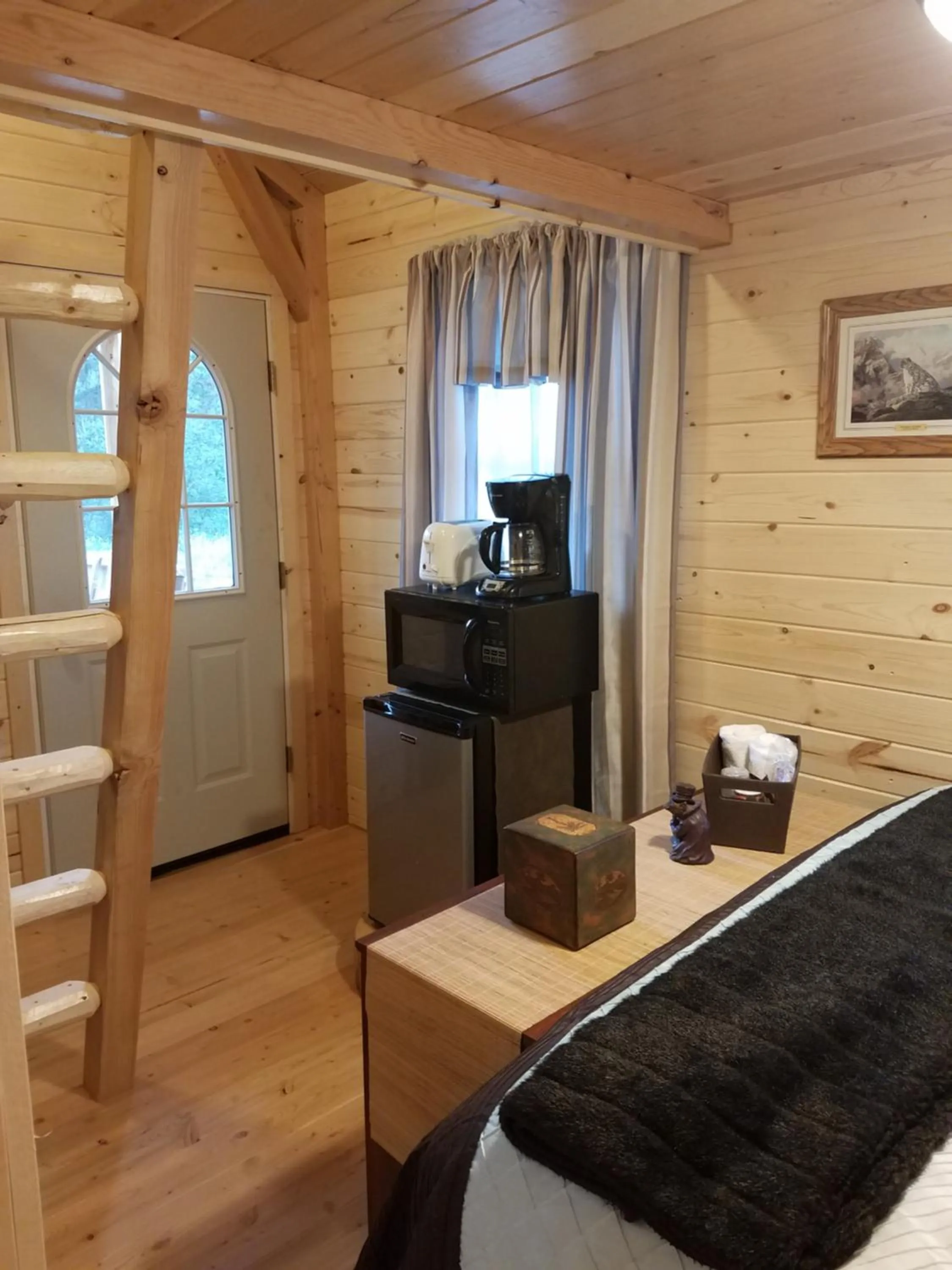 Bed in The Wild Game Inn