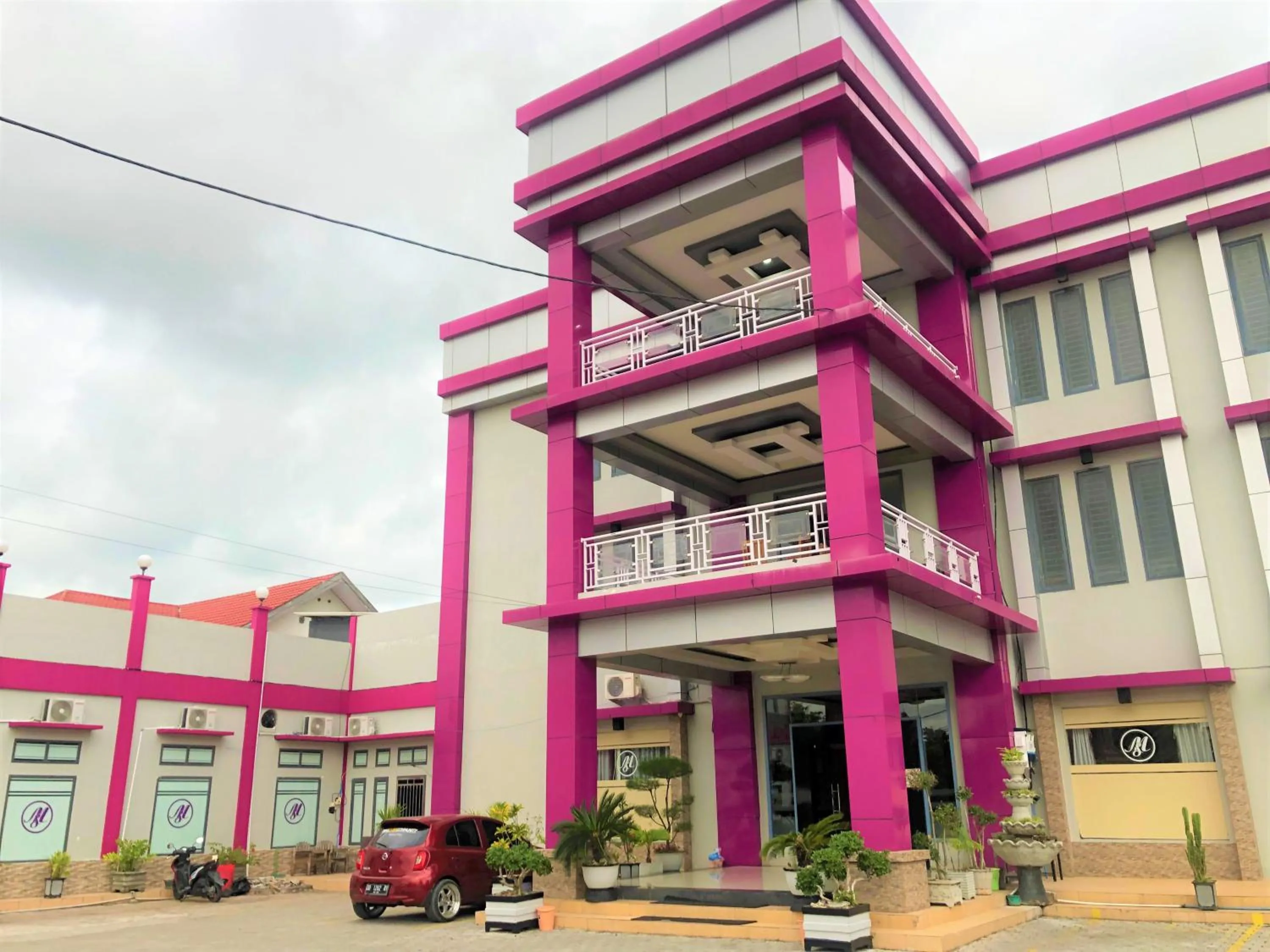 Property building in MS Hotel Pinrang Mitra RedDoorz