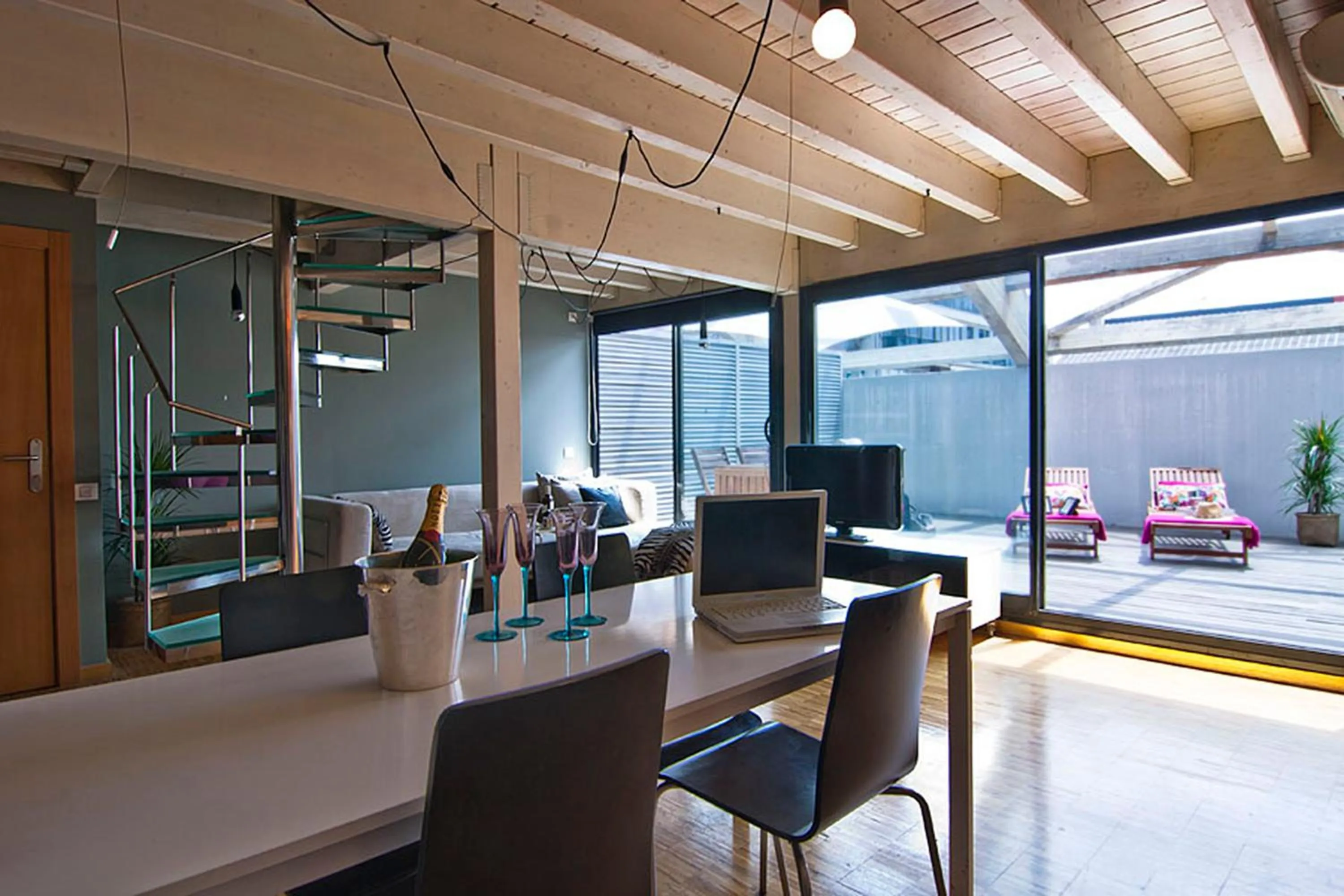 Living room in My Space Barcelona Executive Apartments Center