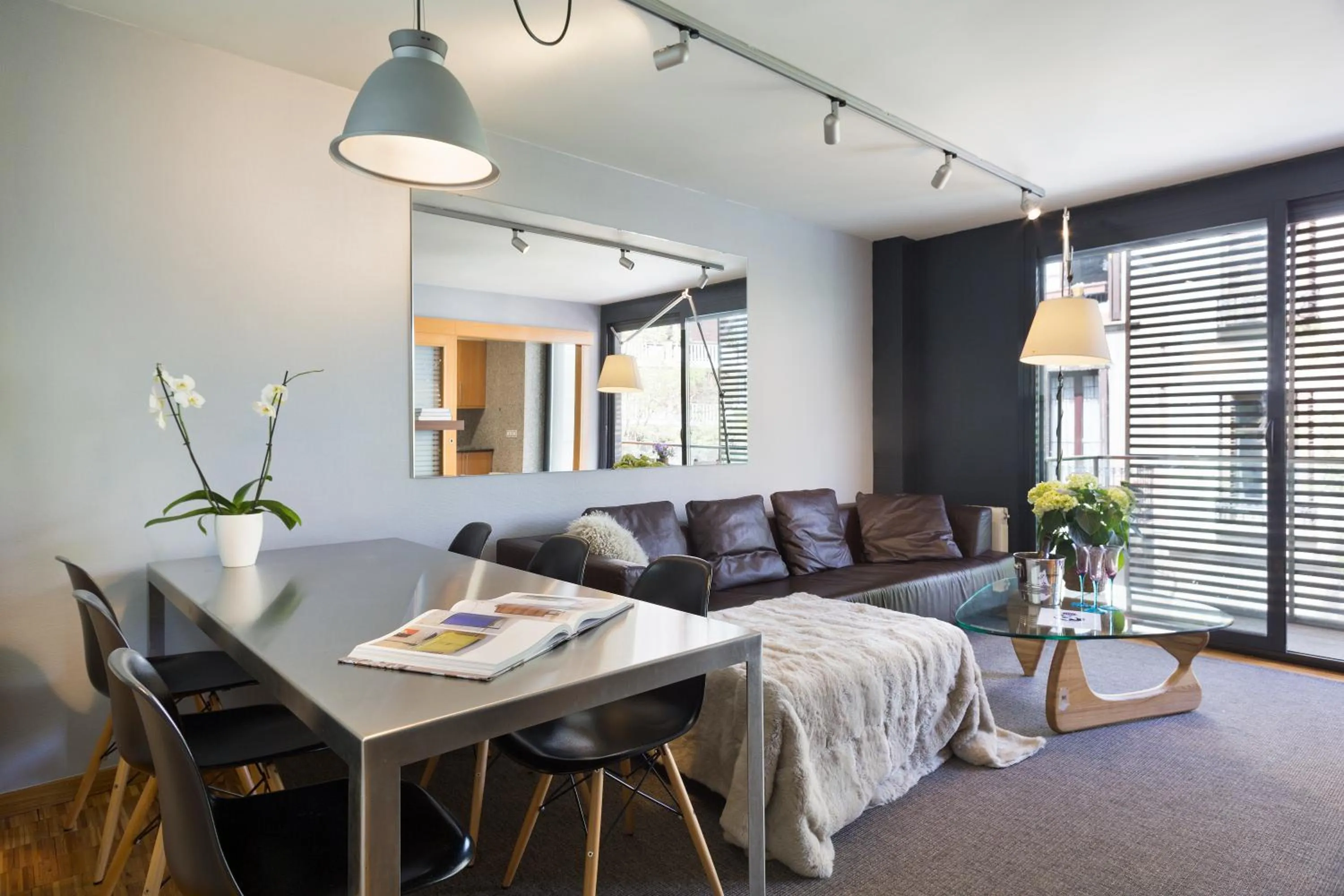 Living room in My Space Barcelona Executive Apartments Center