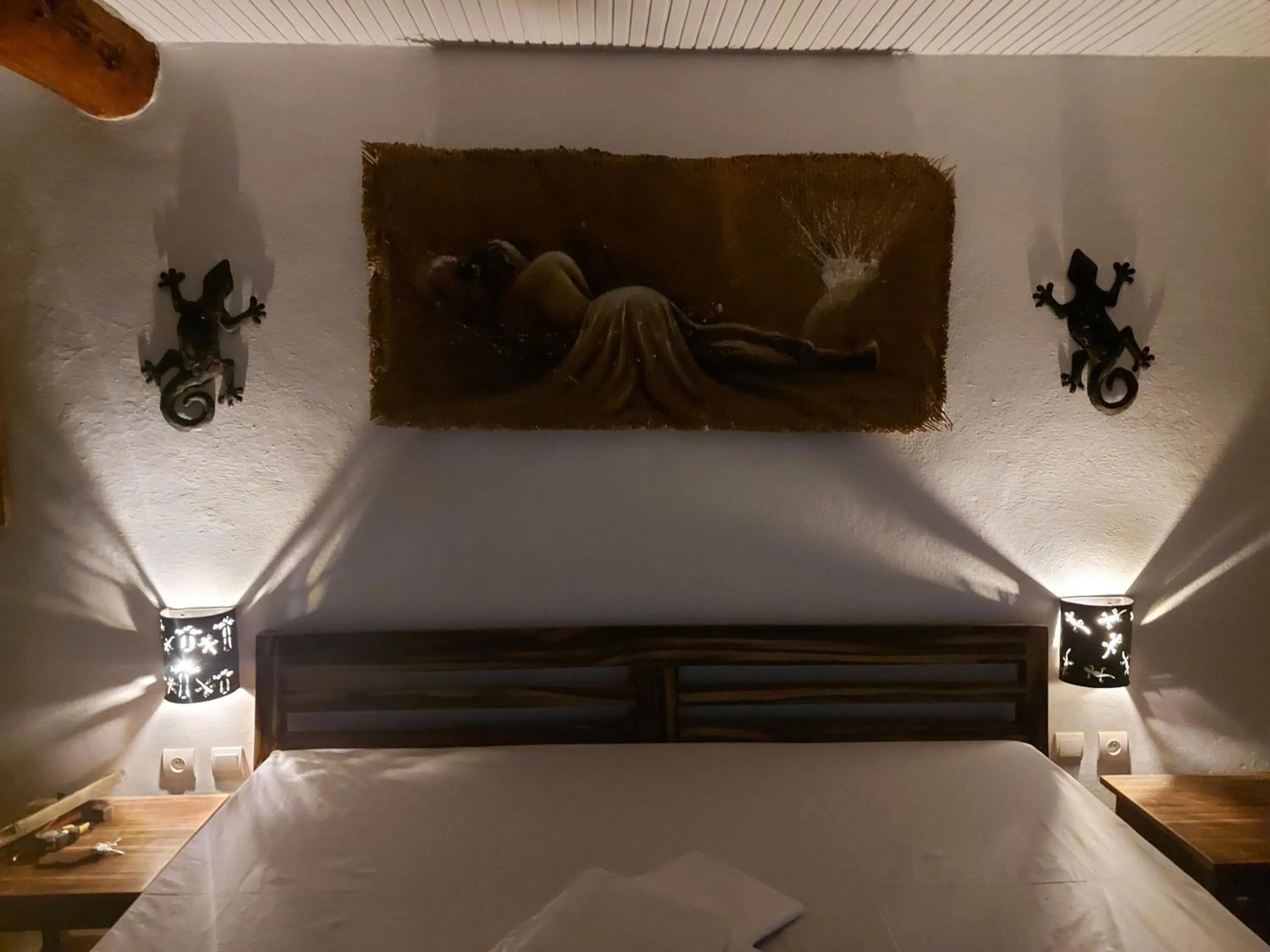 Bed in La Bella Donna