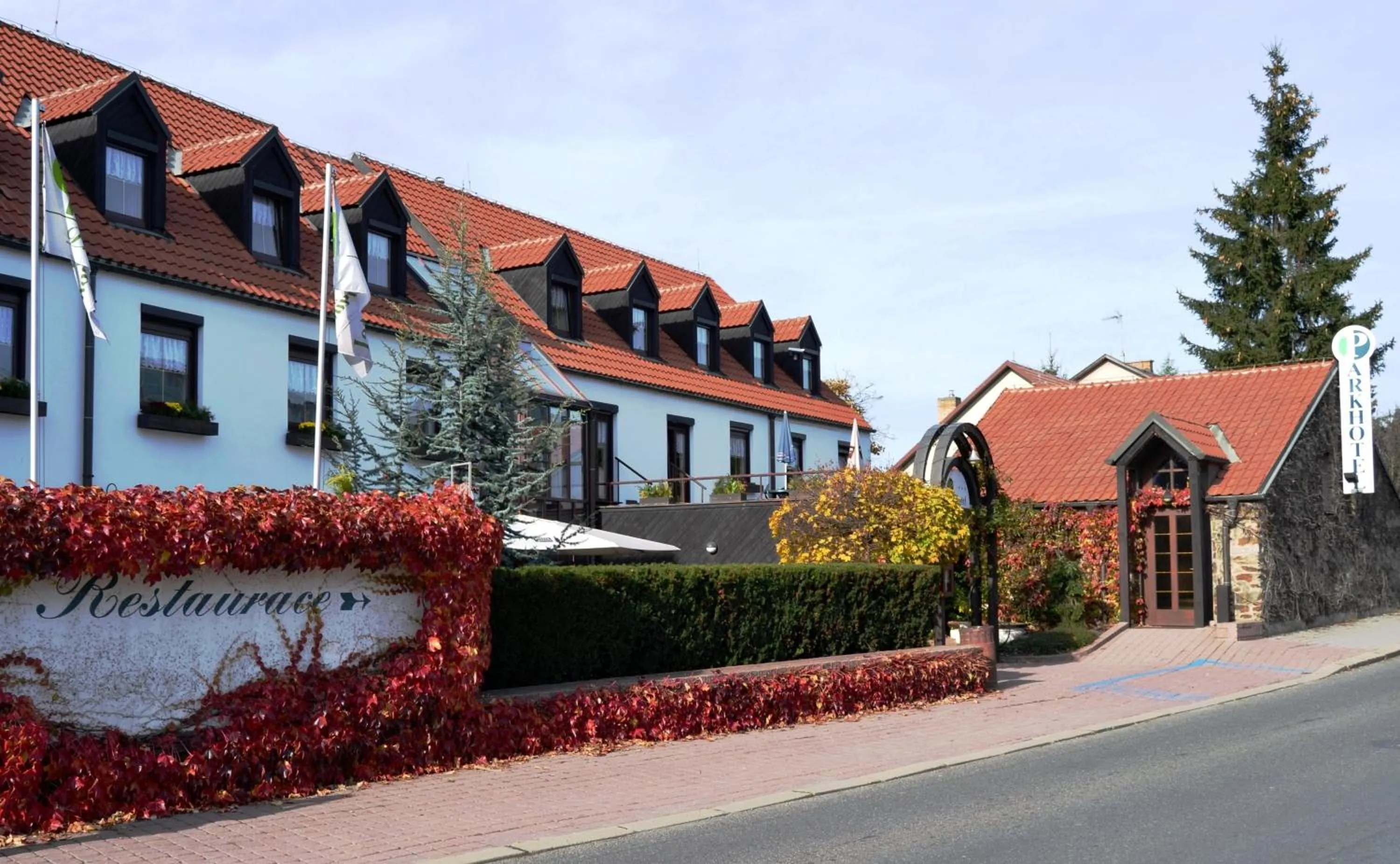 Property building in Park Hotel Pruhonice