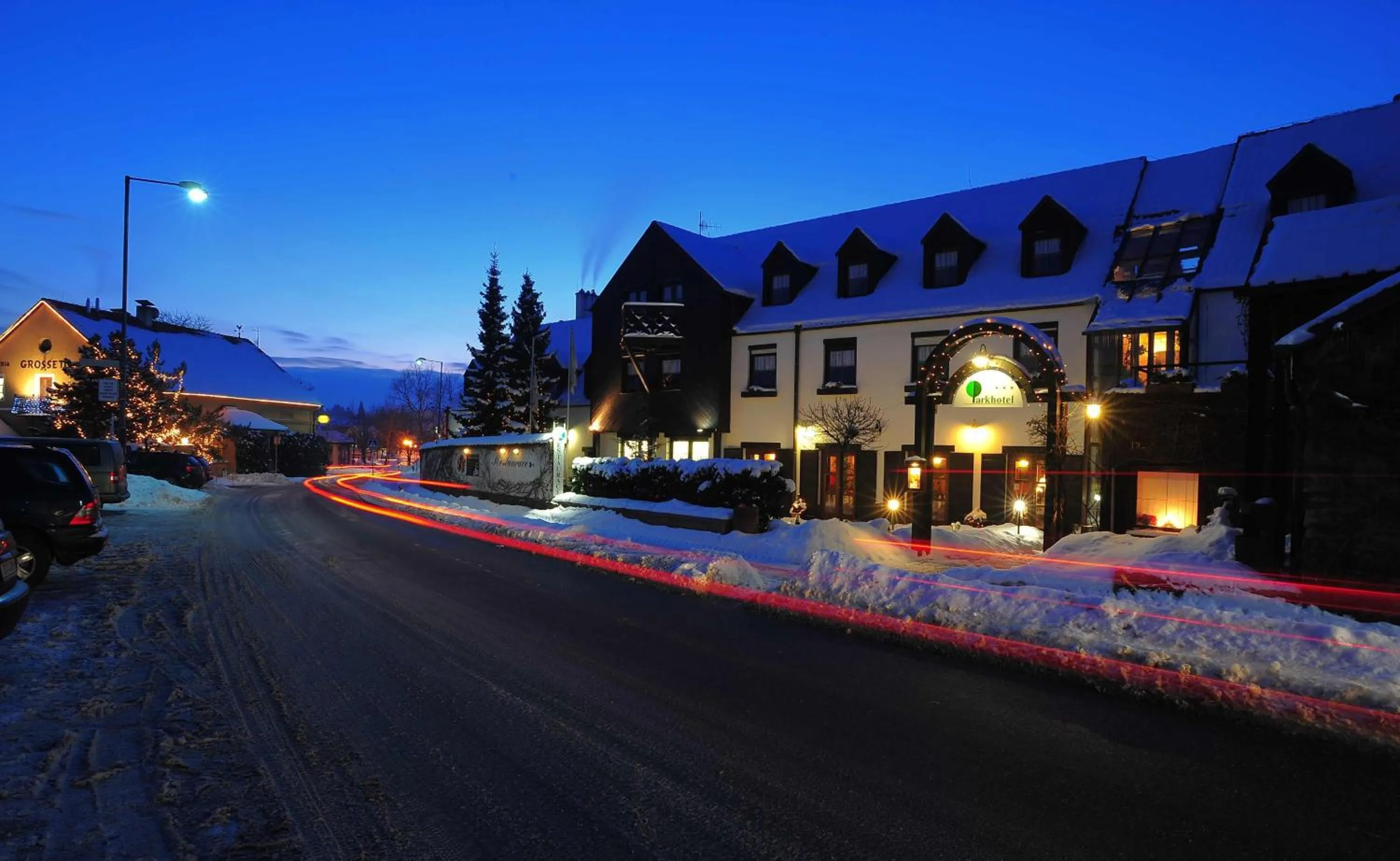 Facade/entrance in Park Hotel Pruhonice
