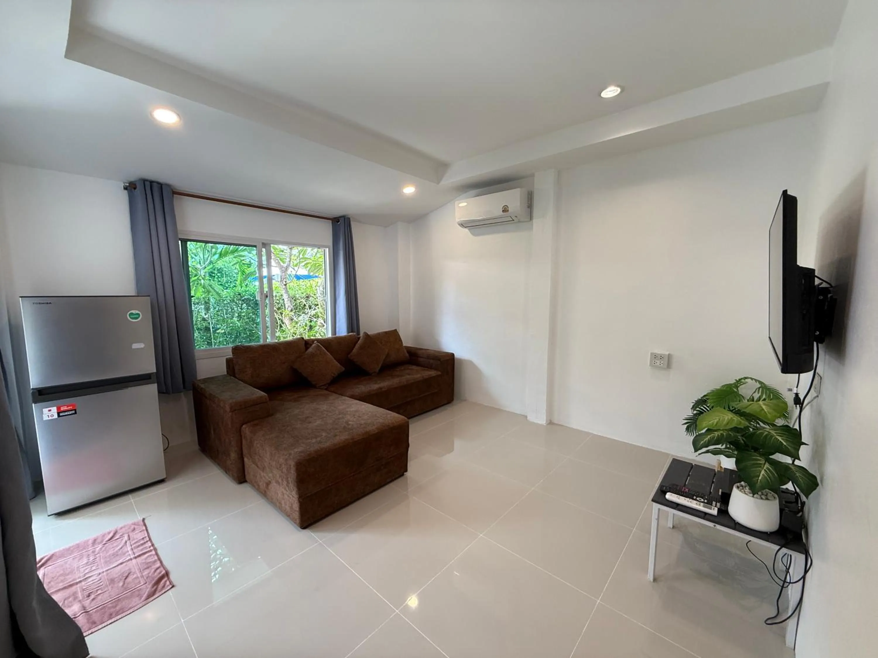 TV and multimedia in CheeVa Beach Resort