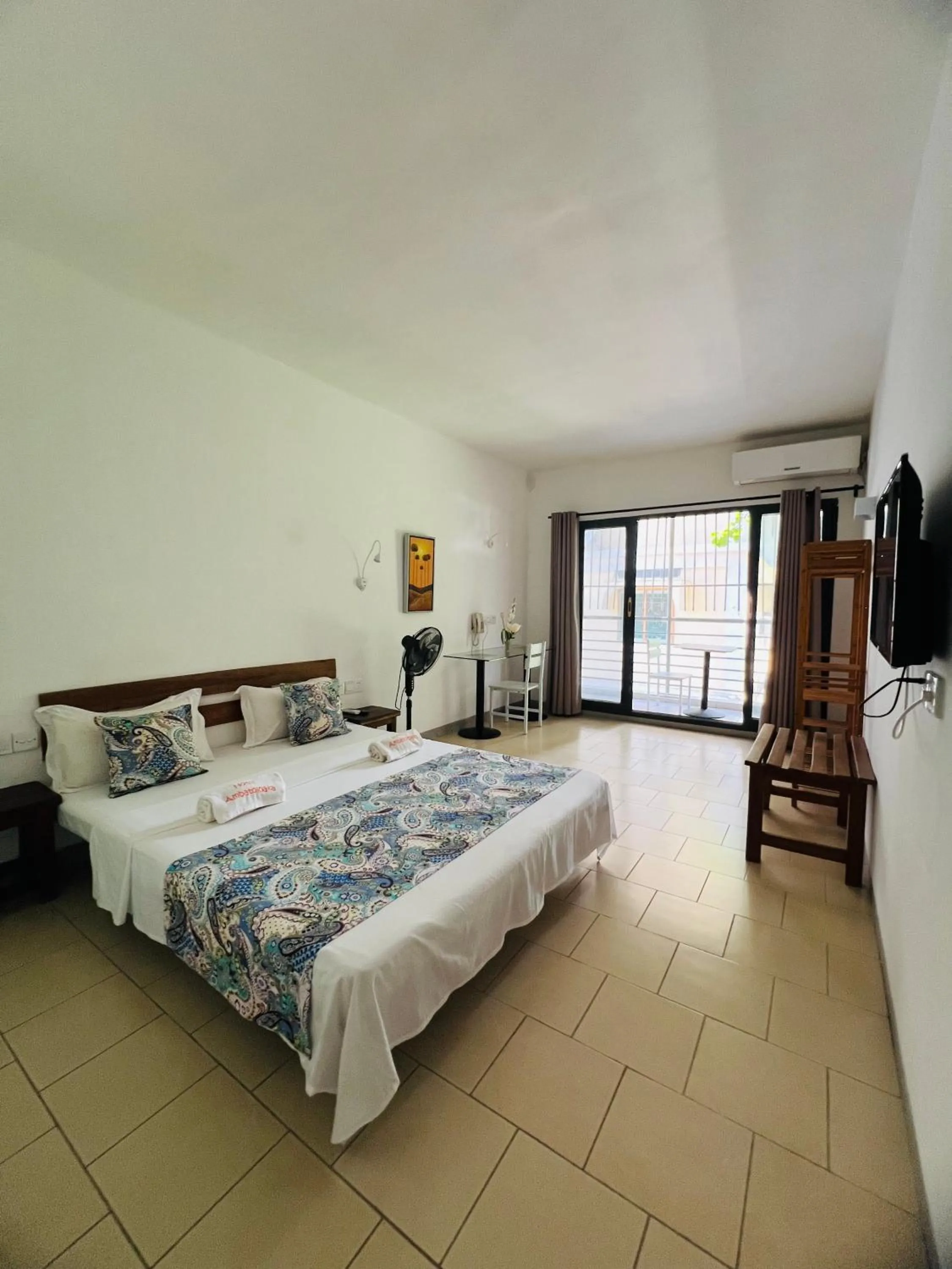 Bed in Hôtel Ambatoloaka