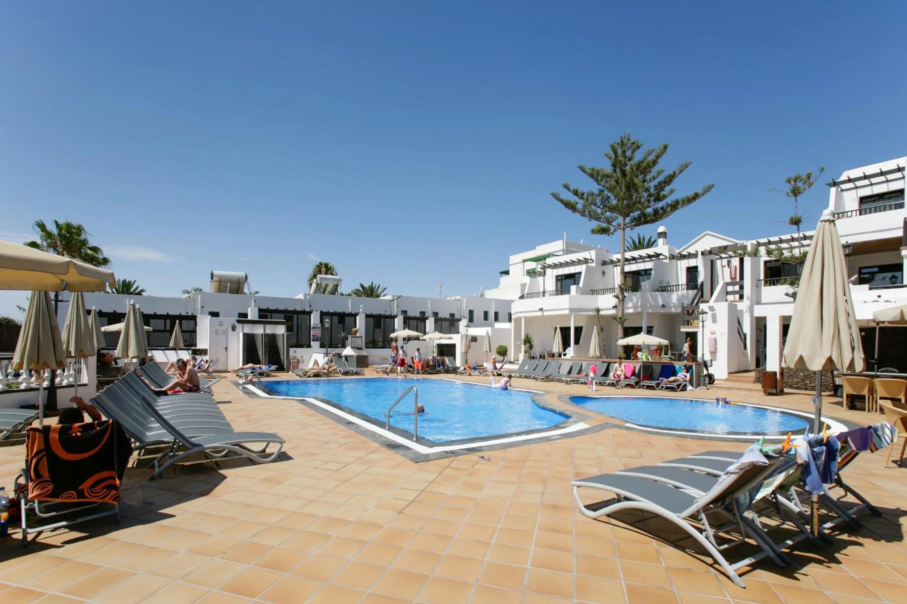 Property building in Princesa Ico