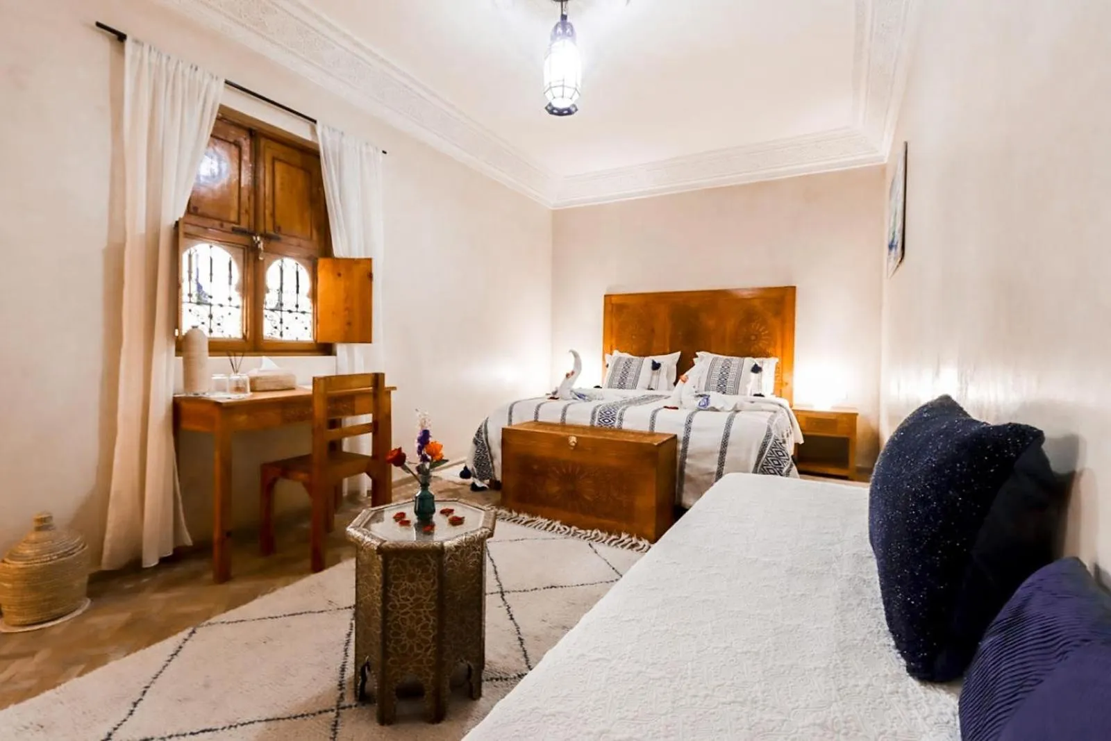 Property building, Bed in Riad Berenssi