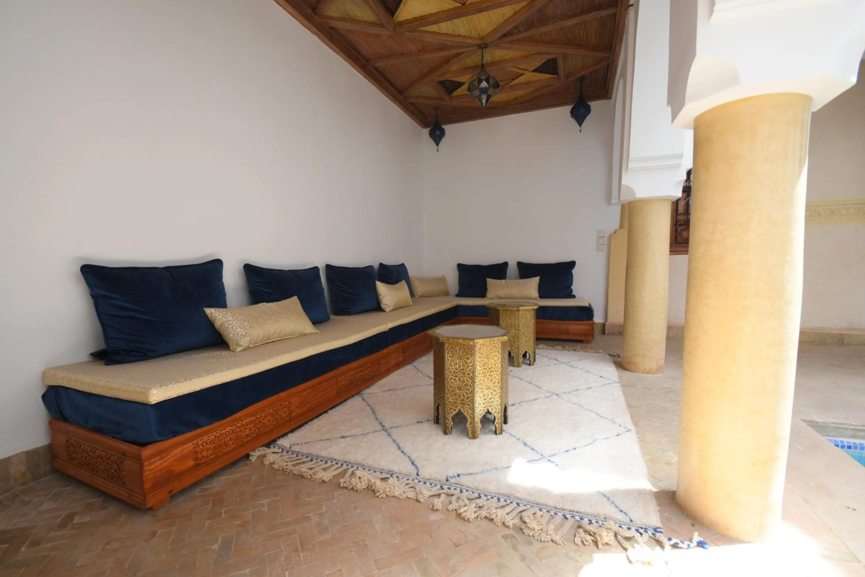 Communal lounge/ TV room in Riad Berenssi