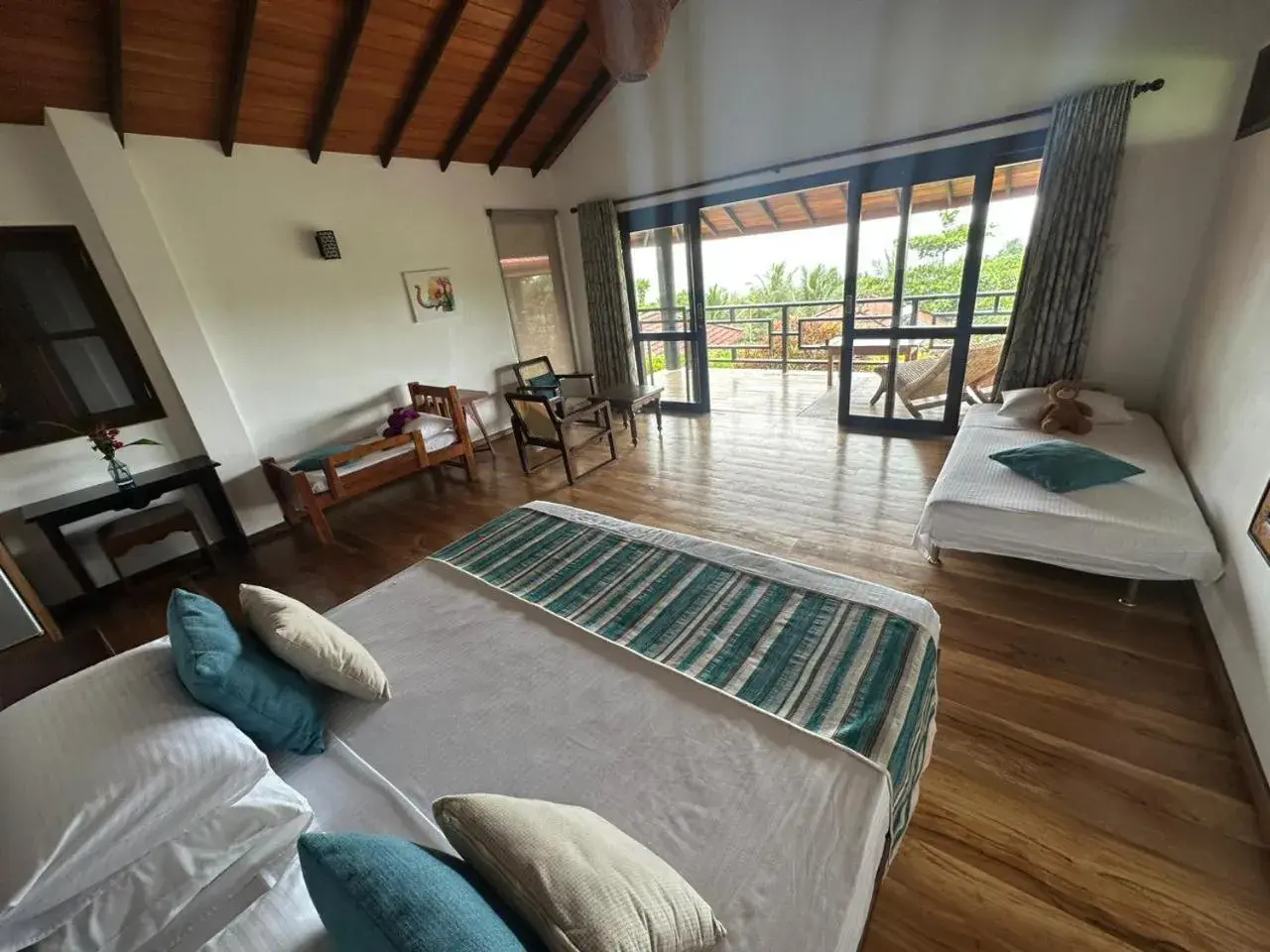 Family Room with Sea View in OMIA Family Room with Sea View in OMIA