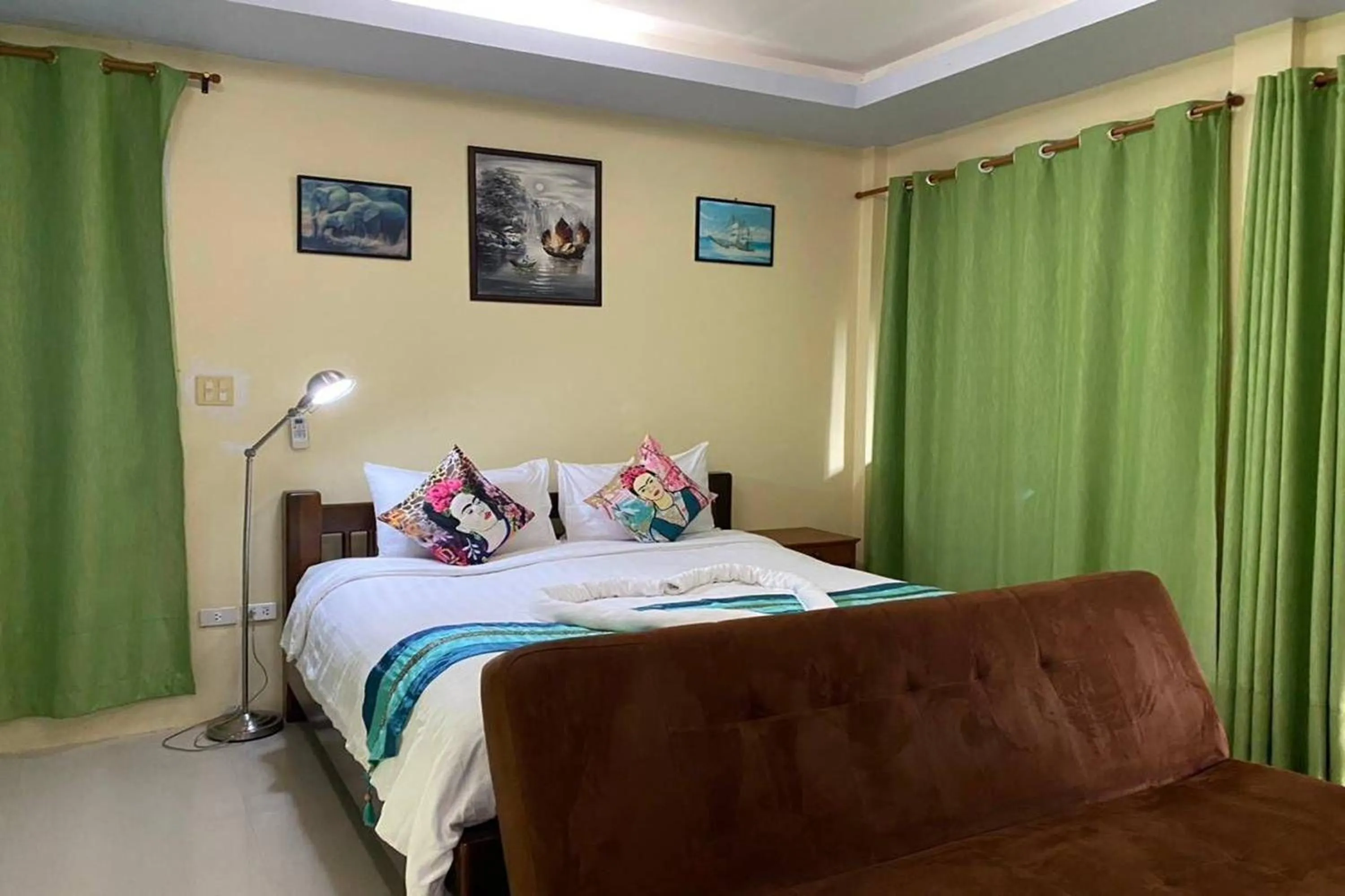 Bedroom, Bed in Tann Anda Resort