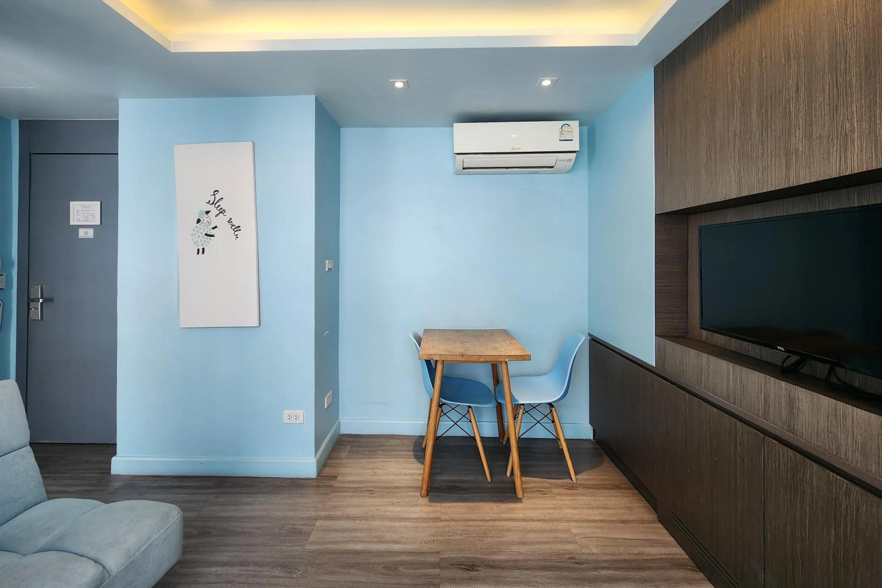 TV and multimedia in Simply Sleep Hostel