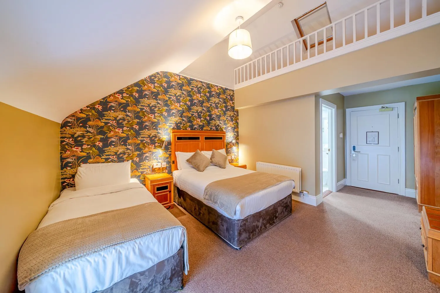 Bed in The Gateway Hotel