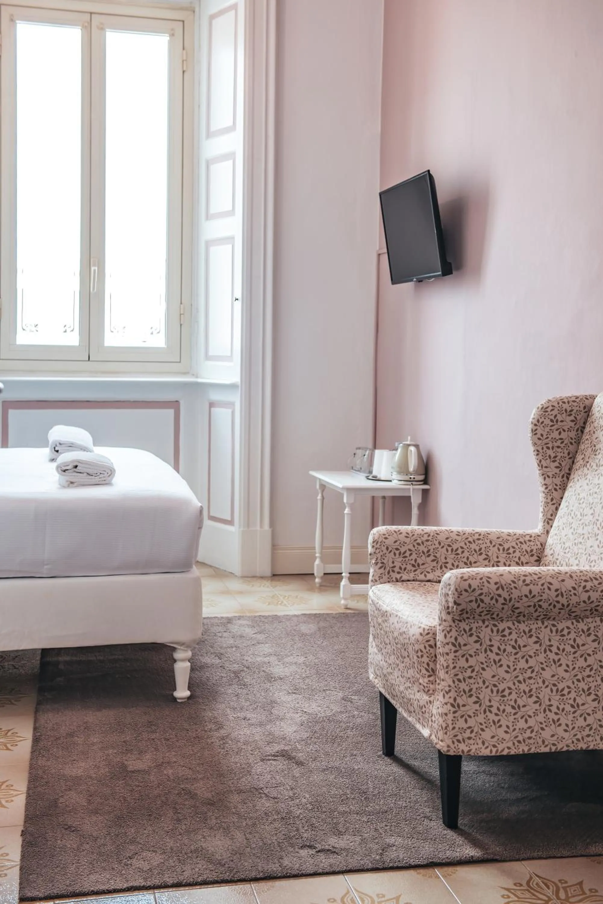 Coffee/tea facilities, Bed in Hotel Casa Camilla