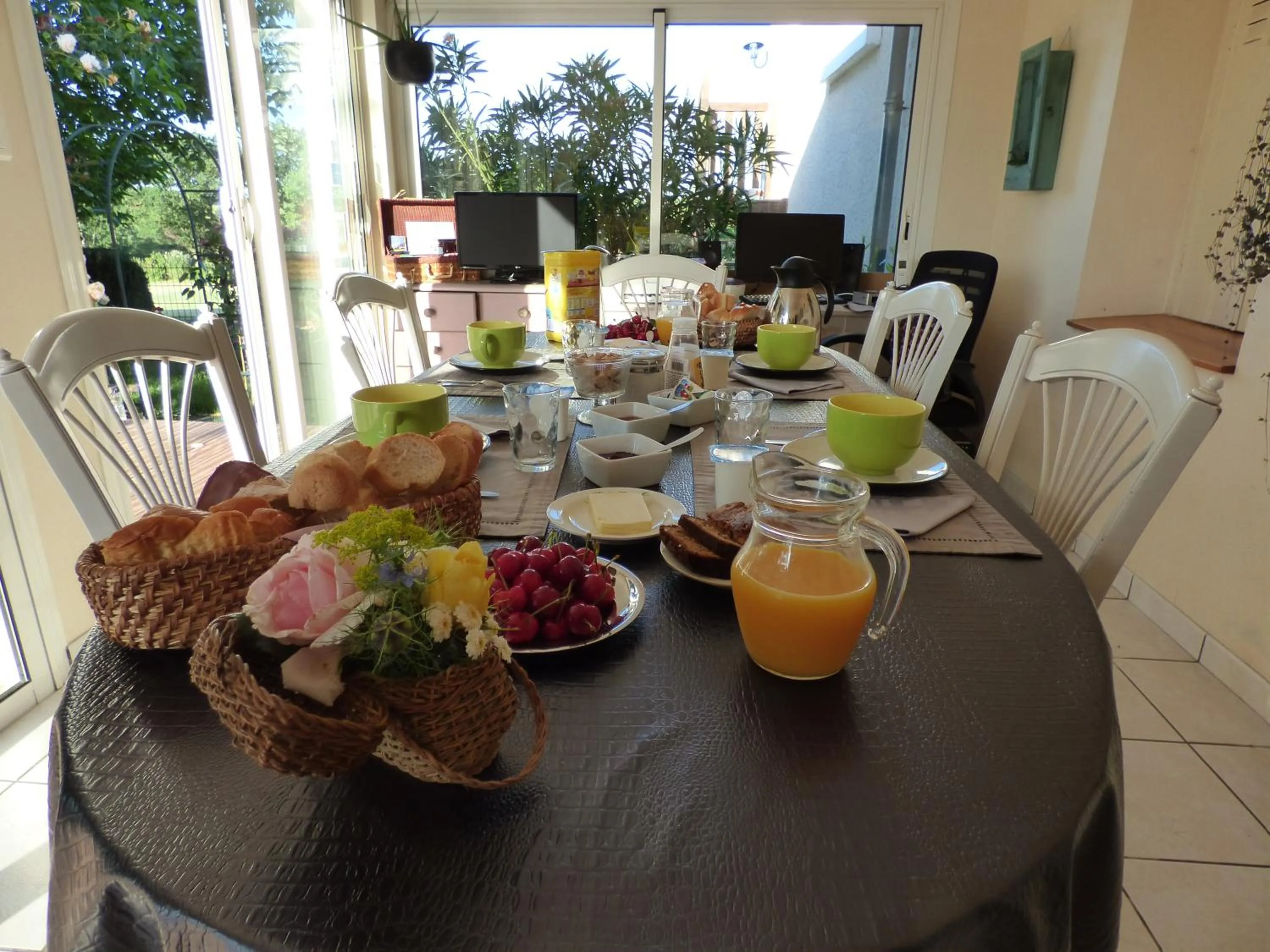 Breakfast in Chambres d'Hôtes Vignes et Loire