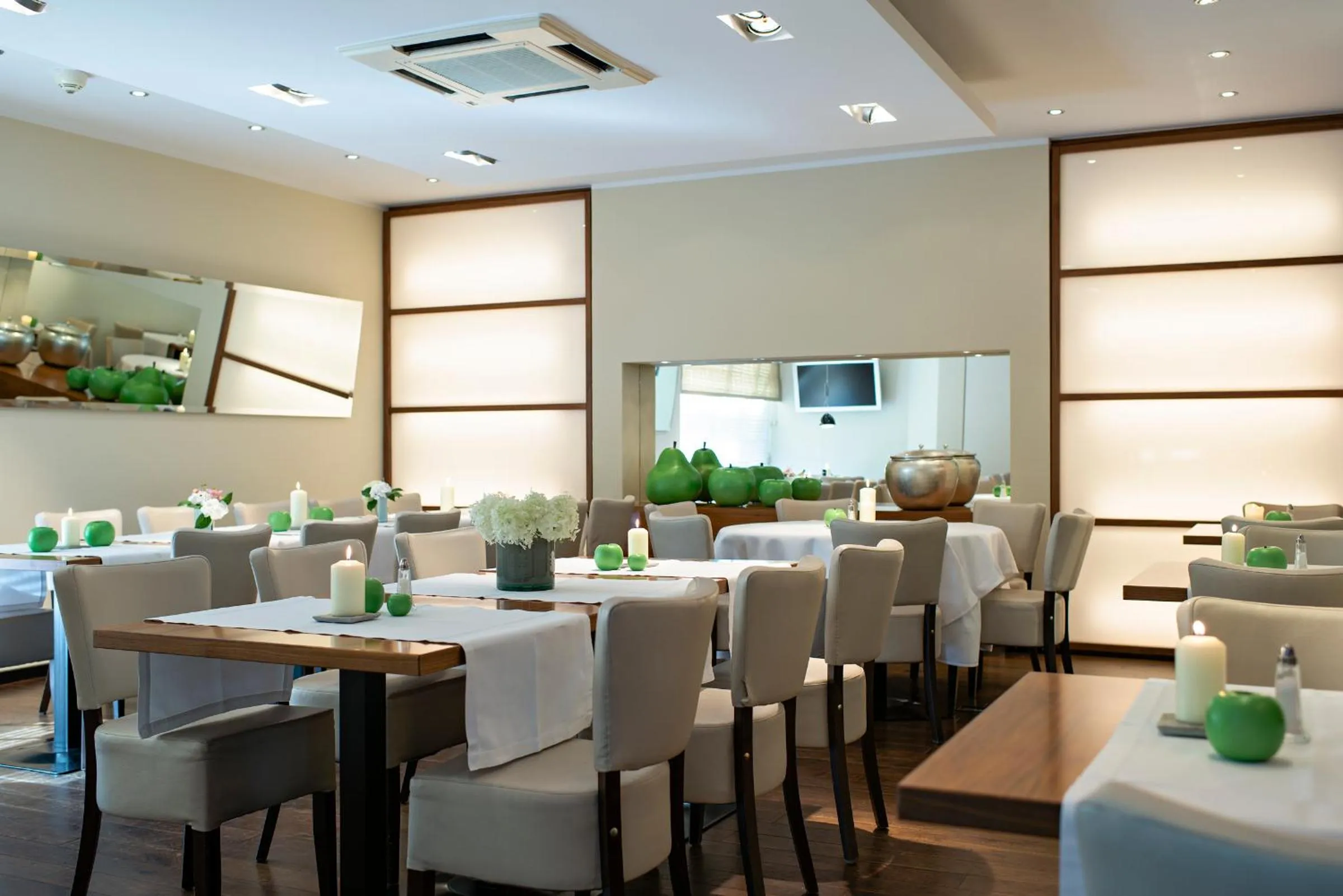 Restaurant/places to eat in Zeller-Hotel+Restaurant